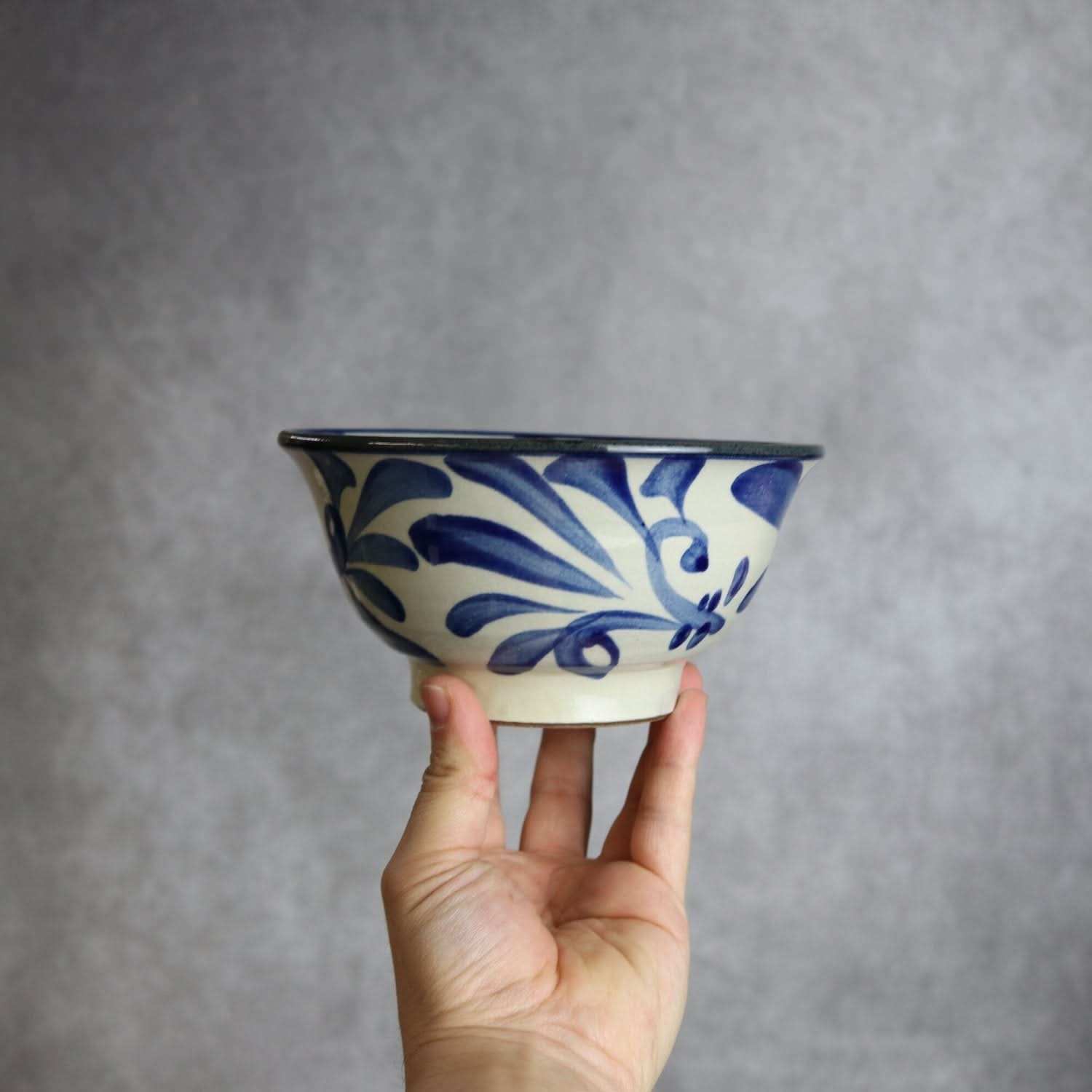 5寸マカイ コバルト唐草 やちむん 陶器 陶眞窯 やちむん 陶器.