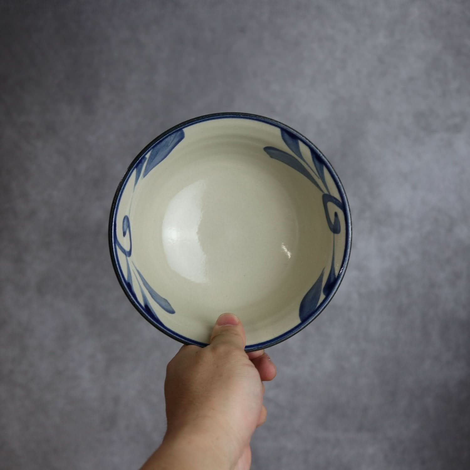 5寸マカイ コバルト唐草 やちむん 陶器 陶眞窯 やちむん 陶器.