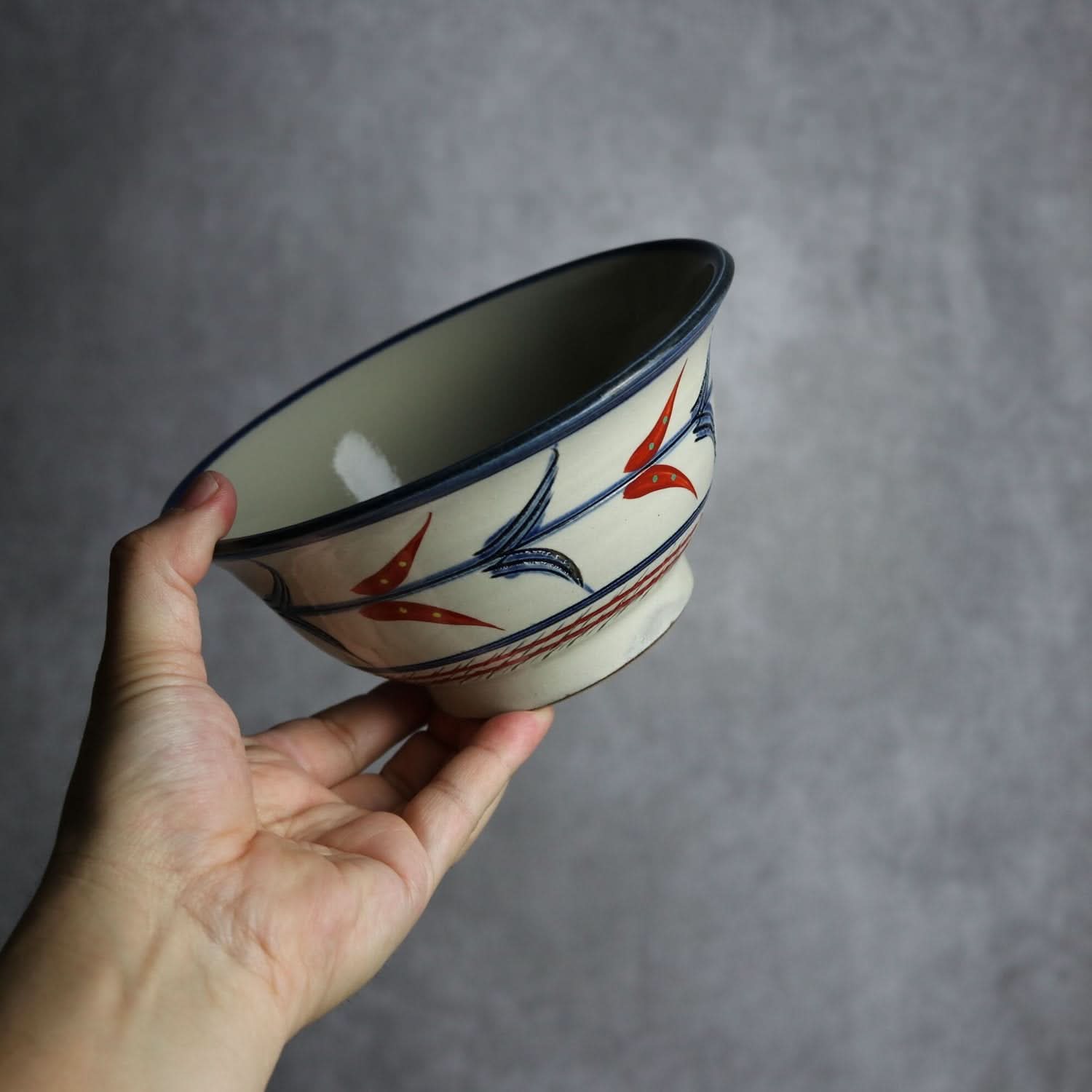 5寸マカイ 赤絵ブーゲンビレア やちむん 陶器 陶眞窯 やちむん 陶器.