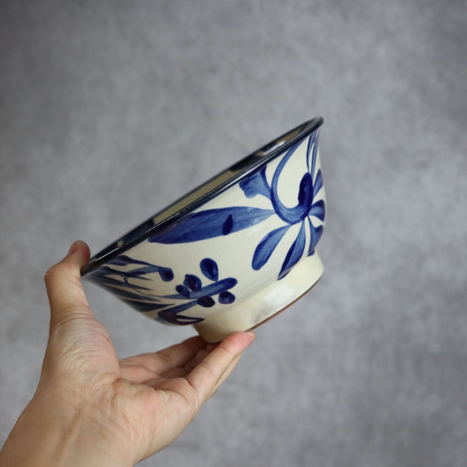 6寸マカイ コバルト唐草 やちむん 陶器 陶眞窯 やちむん 陶器.