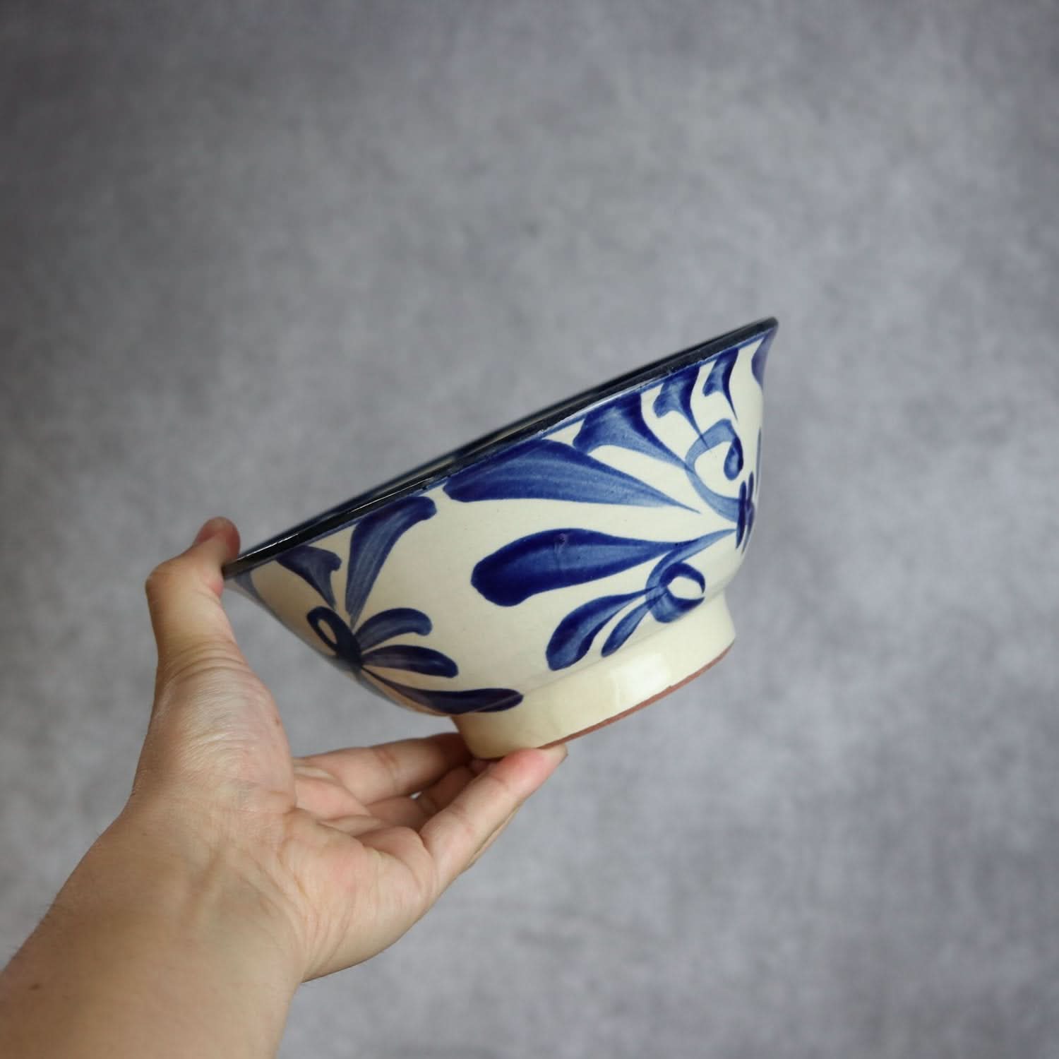 6寸マカイ コバルト唐草 やちむん 陶器 陶眞窯 やちむん 陶器.