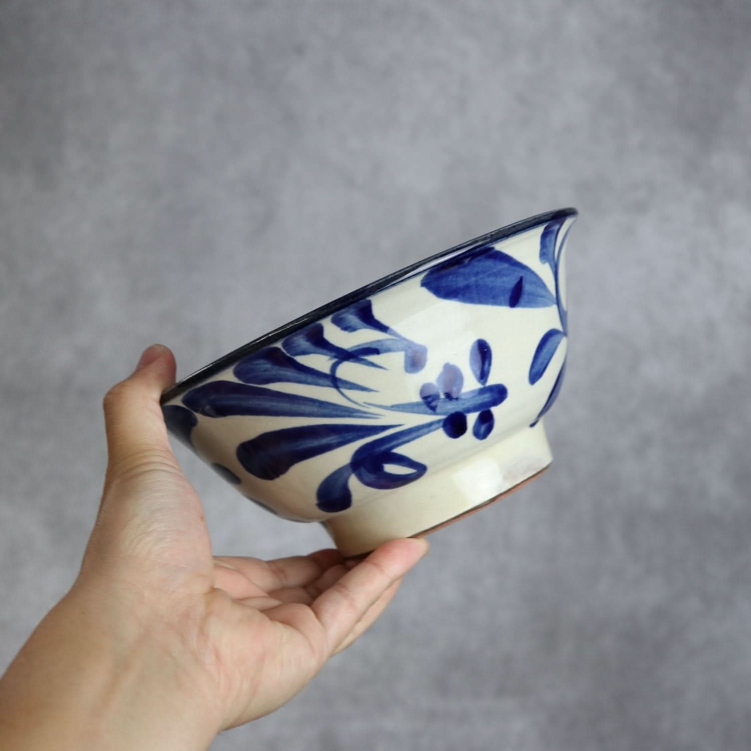 6寸マカイ コバルト唐草 やちむん 陶器 陶眞窯 やちむん 陶器.