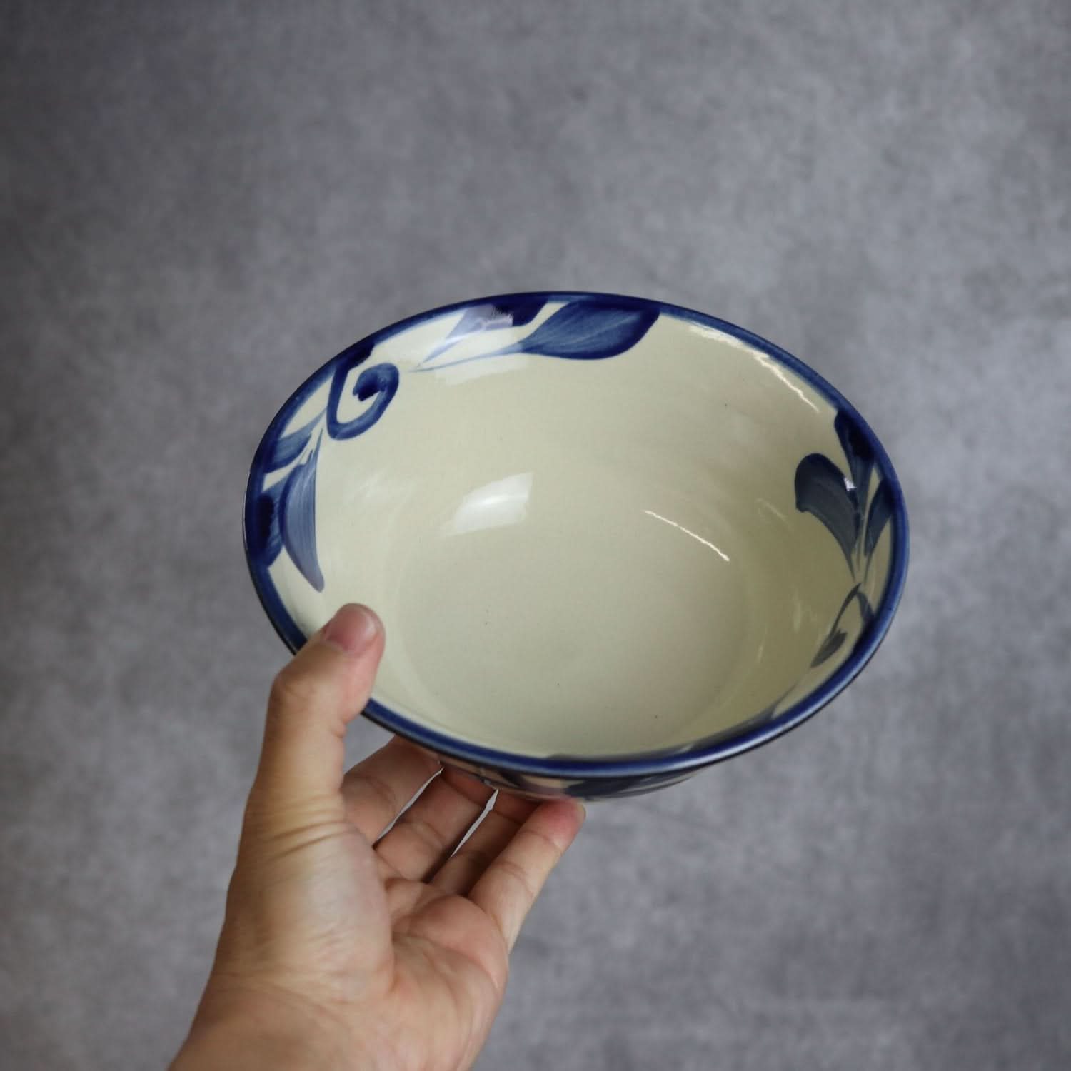 6寸マカイ コバルト唐草 やちむん 陶器 陶眞窯 やちむん 陶器.