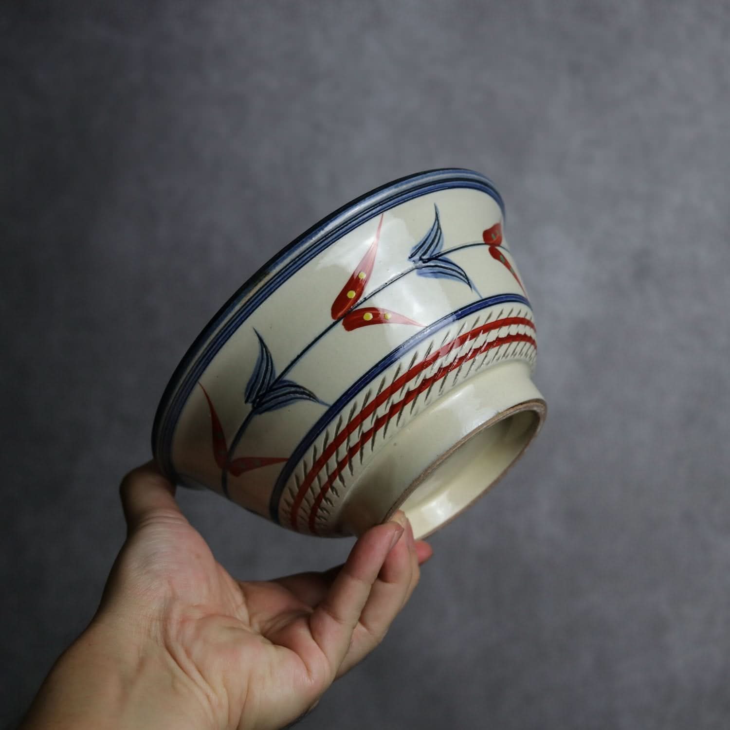 6寸マカイ 赤絵ブーゲンビリア やちむん 陶器 陶眞窯 やちむん 陶器.
