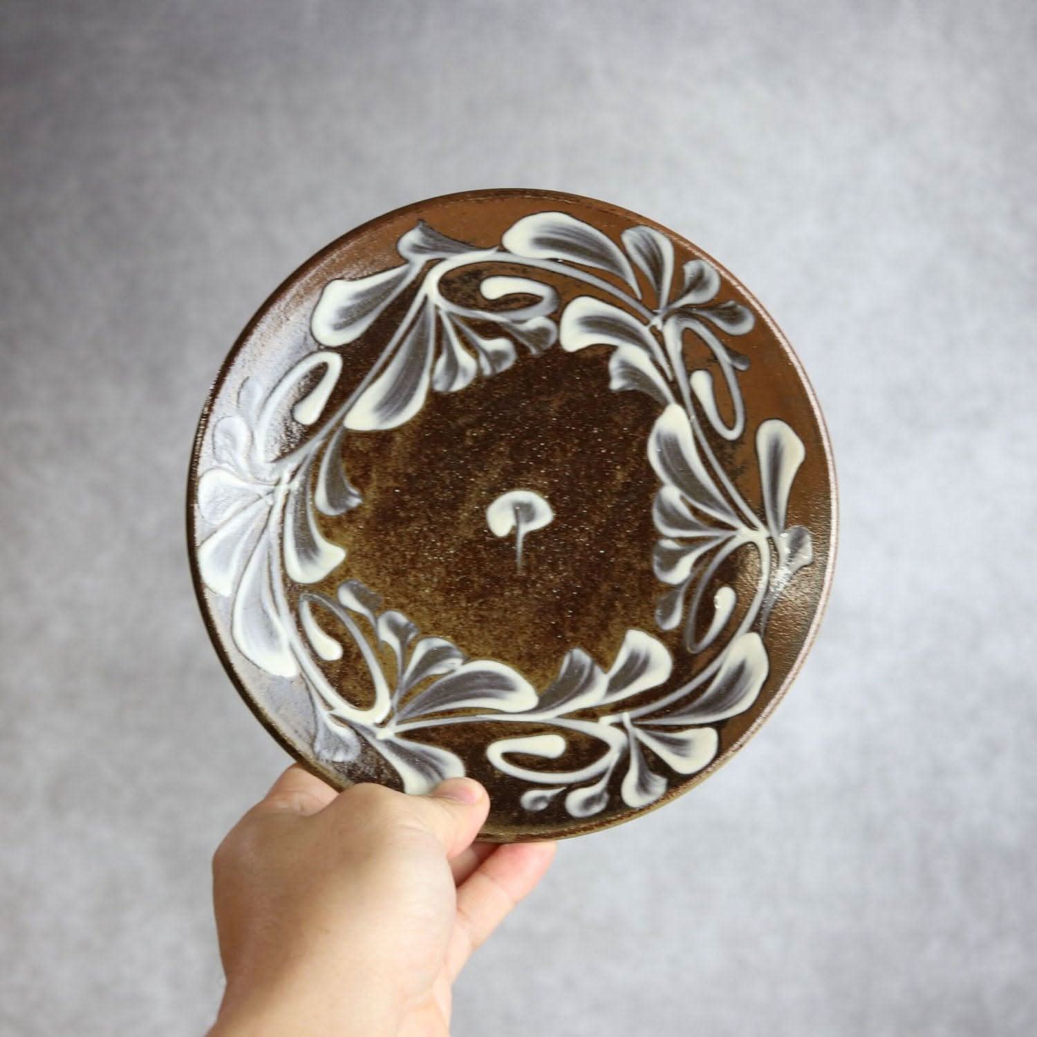 6寸皿 白いっちん やちむん 陶器 陶眞窯 やちむん 陶器.