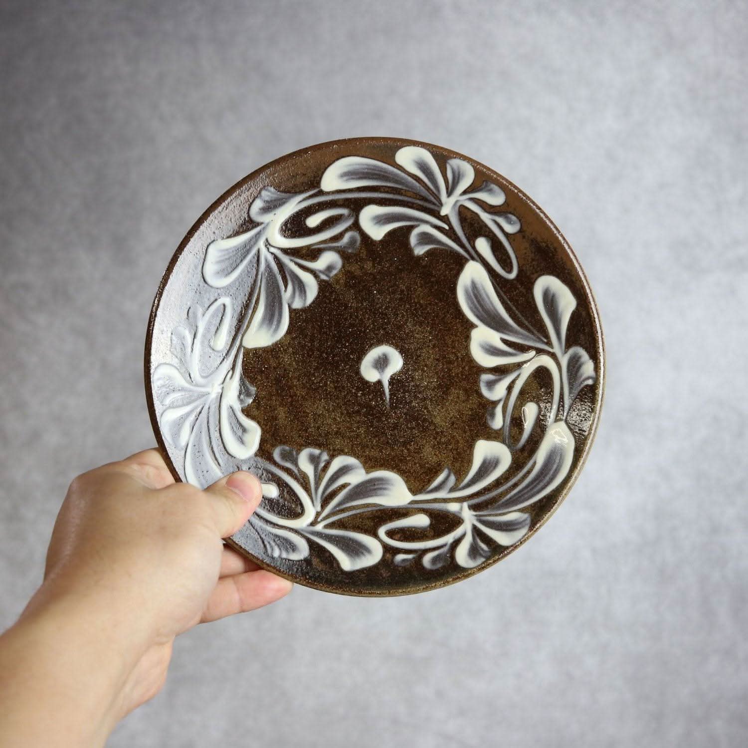 6寸皿 白いっちん やちむん 陶器 陶眞窯 やちむん 陶器.