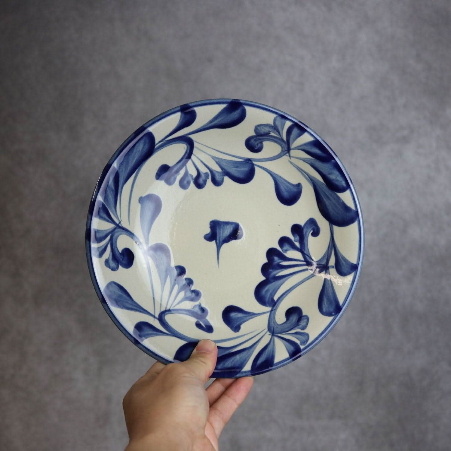 7寸皿 コバルト唐草 やちむん 陶器 陶眞窯 やちむん 陶器.