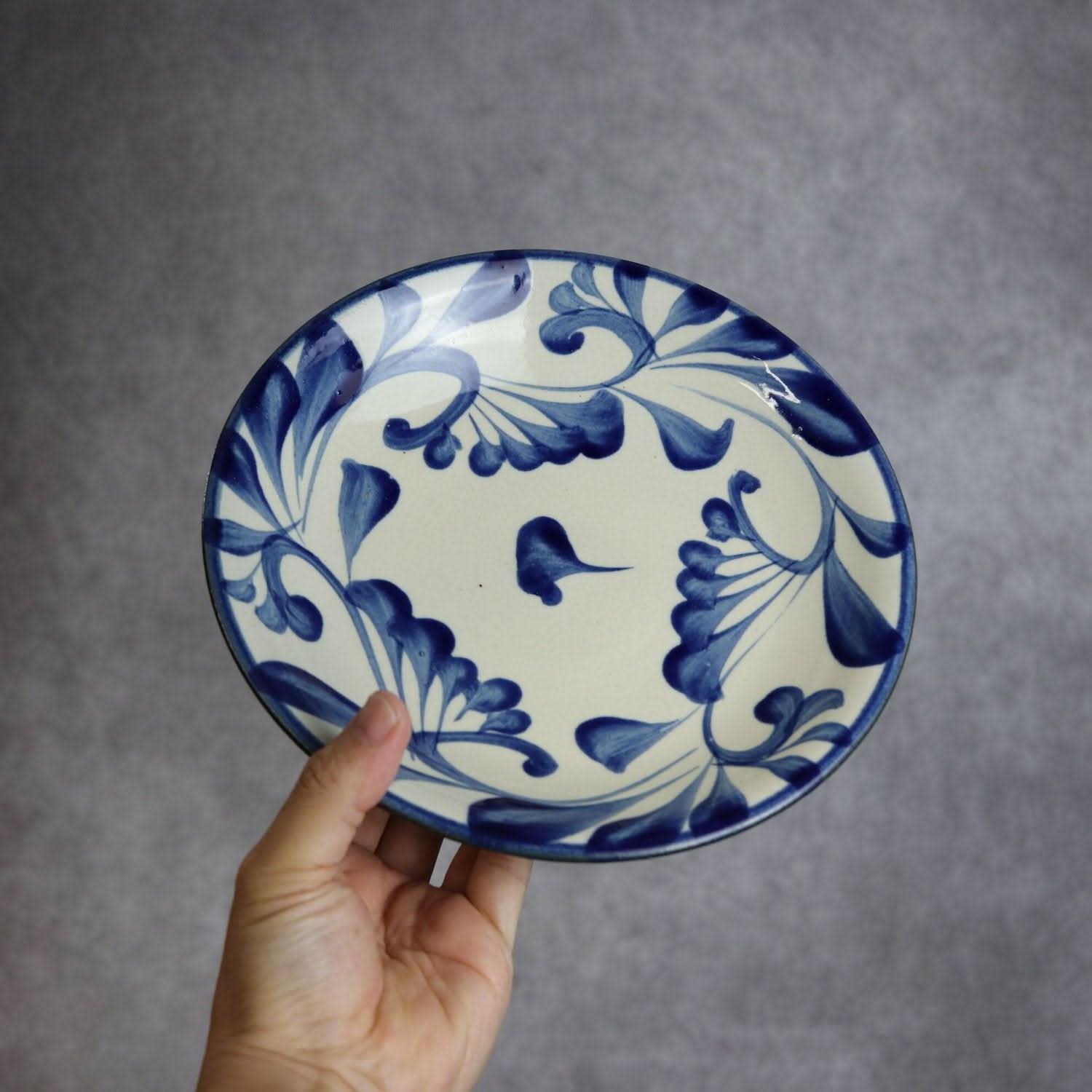 7寸皿 コバルト唐草 やちむん 陶器 陶眞窯 やちむん 陶器.
