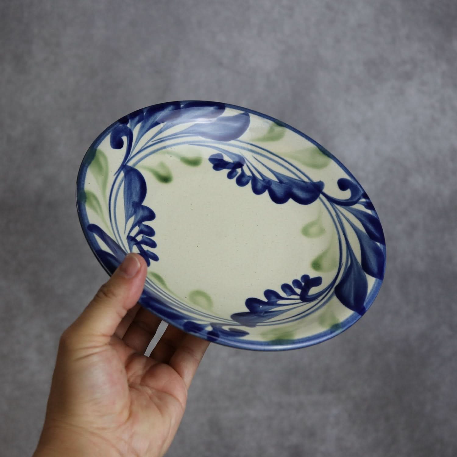 7寸皿 線引唐草 やちむん 陶器 陶眞窯 やちむん 陶器.