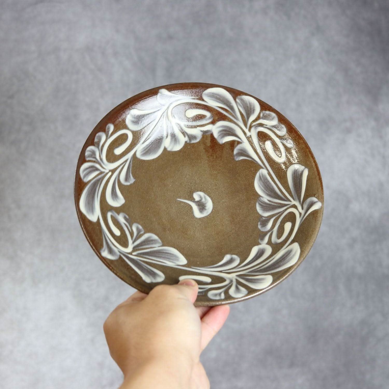 7寸皿 白いっちん やちむん 陶器 陶眞窯 やちむん 陶器.