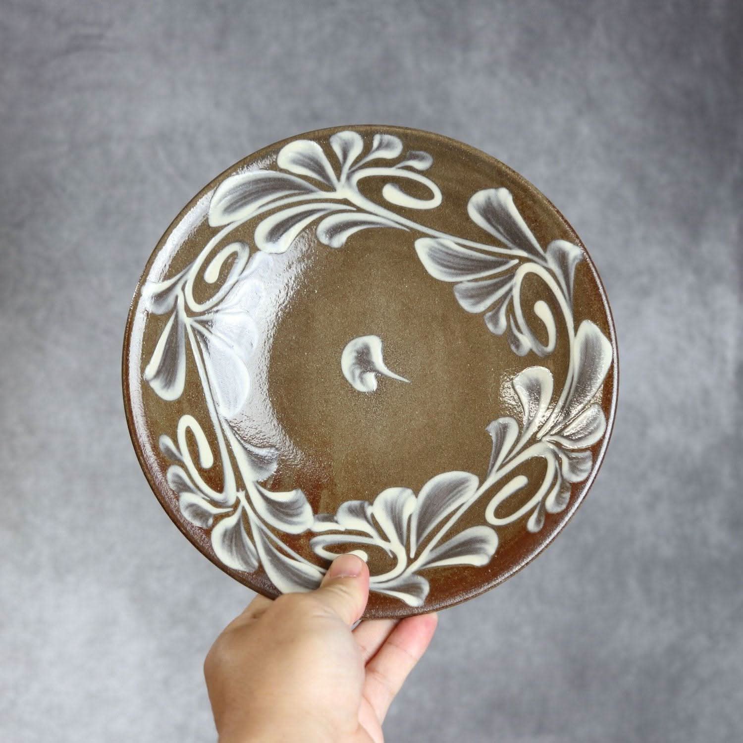 7寸皿 白いっちん やちむん 陶器 陶眞窯 やちむん 陶器.