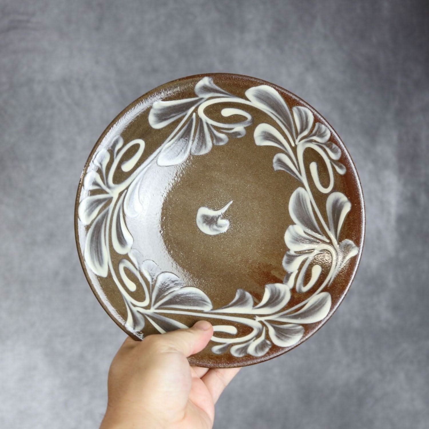 7寸皿 白いっちん やちむん 陶器 陶眞窯 やちむん 陶器.