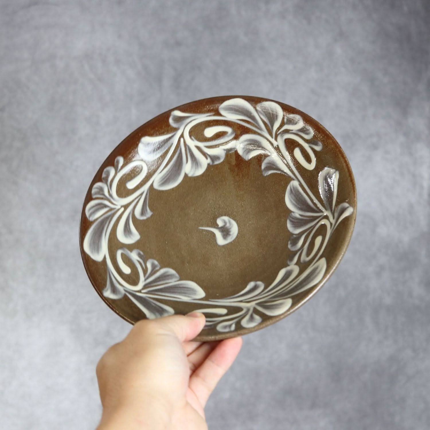 7寸皿 白いっちん やちむん 陶器 陶眞窯 やちむん 陶器.