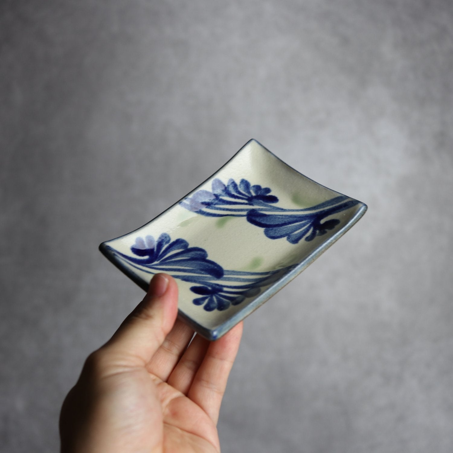 線引唐草 長角皿(口8.5×12)