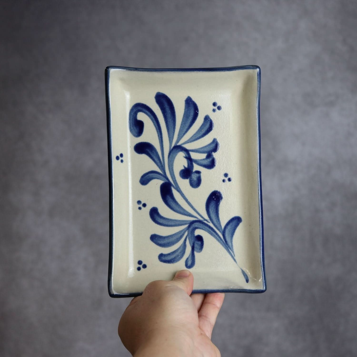 長角皿 13×20 コバルト唐草 やちむん 陶器 陶眞窯 やちむん 陶器.