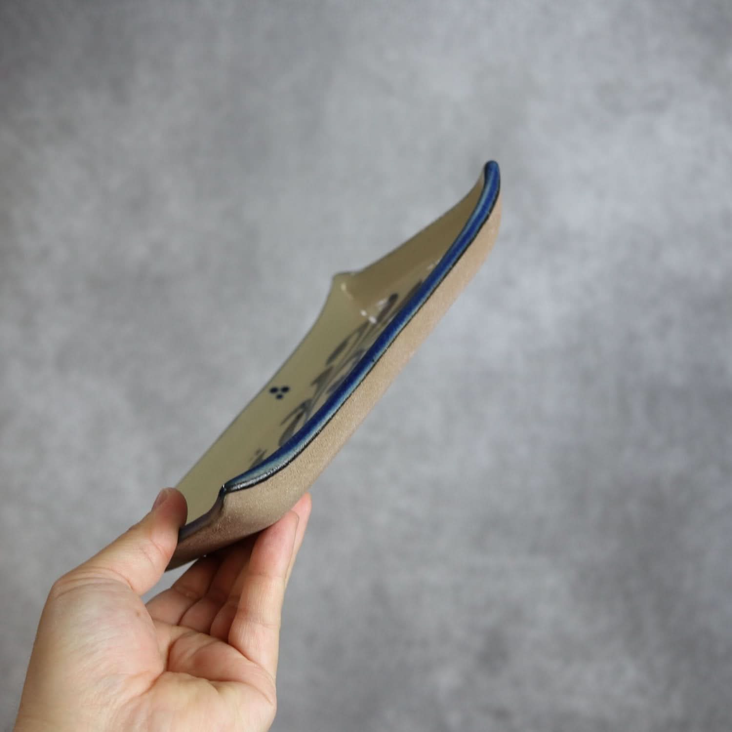 長角皿 13×20 コバルト唐草 やちむん 陶器 陶眞窯 やちむん 陶器.