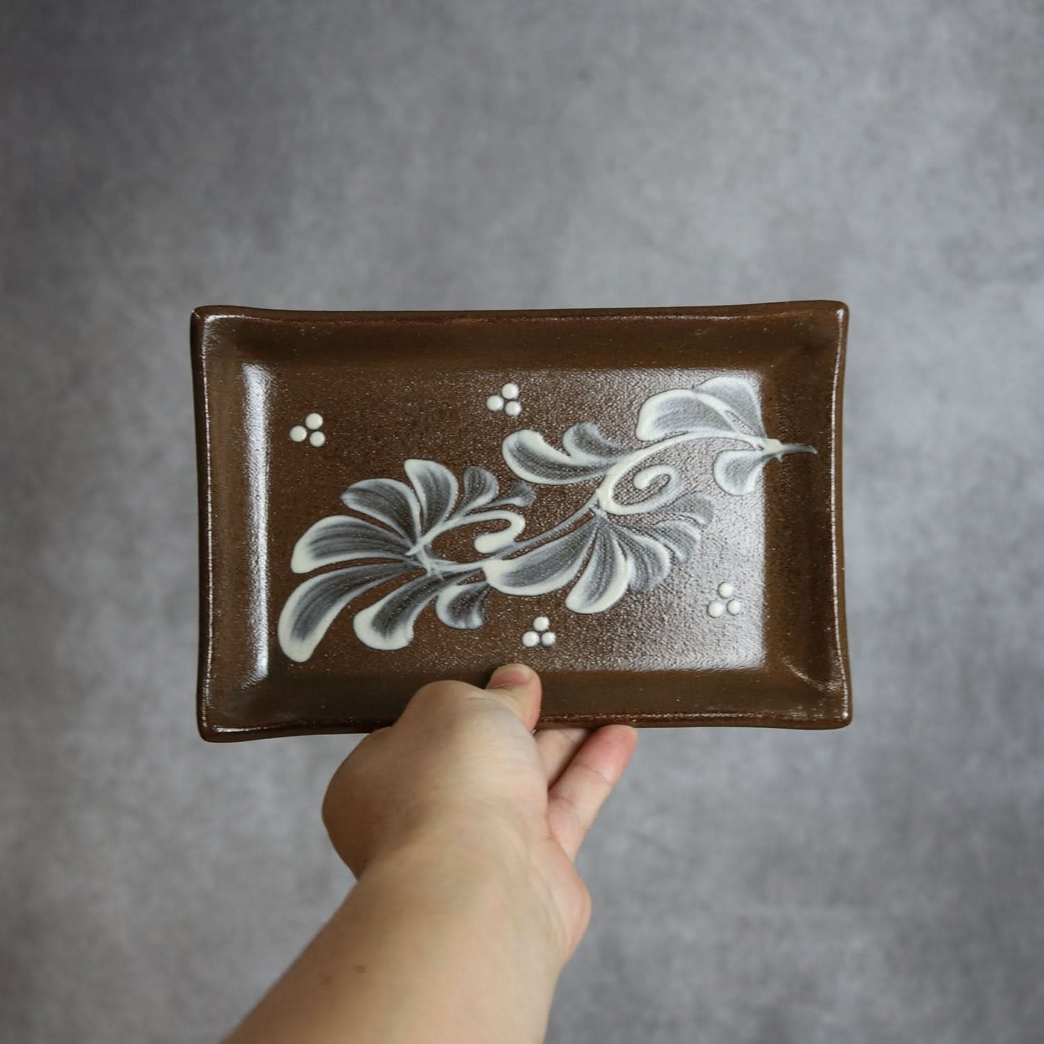 長角皿 13×20 白いっちん やちむん 陶器 陶眞窯 やちむん 陶器.