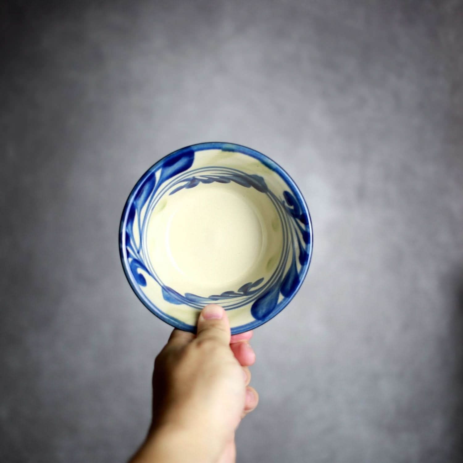 4寸鉢 線引唐草 やちむん 陶器 陶眞窯 やちむん 陶器.