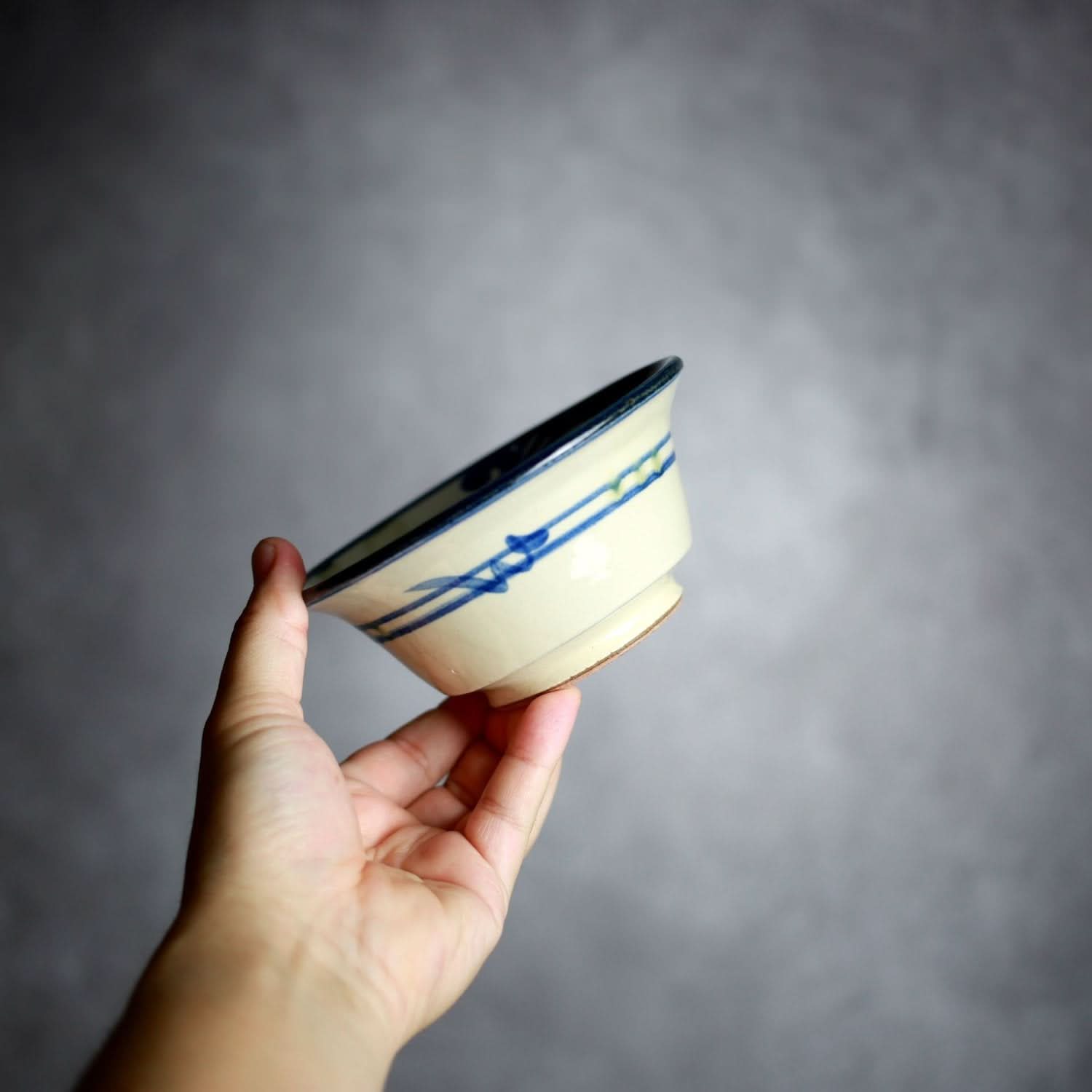 4寸鉢 線引唐草 やちむん 陶器 陶眞窯 やちむん 陶器.