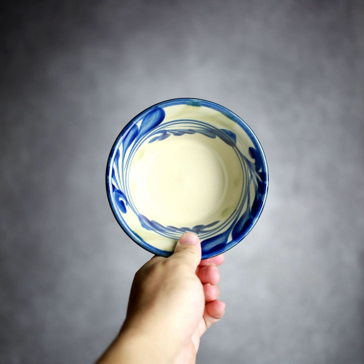 4寸鉢 線引唐草 やちむん 陶器 陶眞窯 やちむん 陶器.