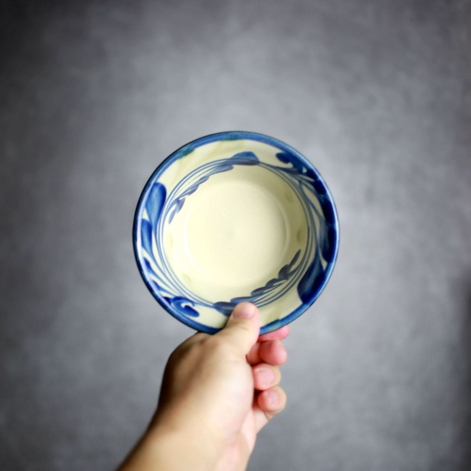 4寸鉢 線引唐草 やちむん 陶器 陶眞窯 やちむん 陶器.