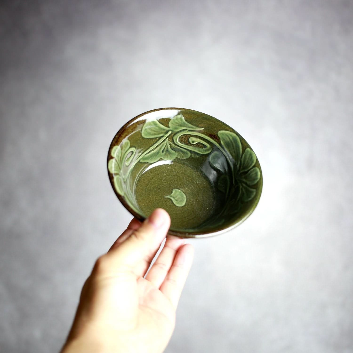 4寸鉢 呉須白いっちん やちむん 陶器 陶眞窯 やちむん 陶器.