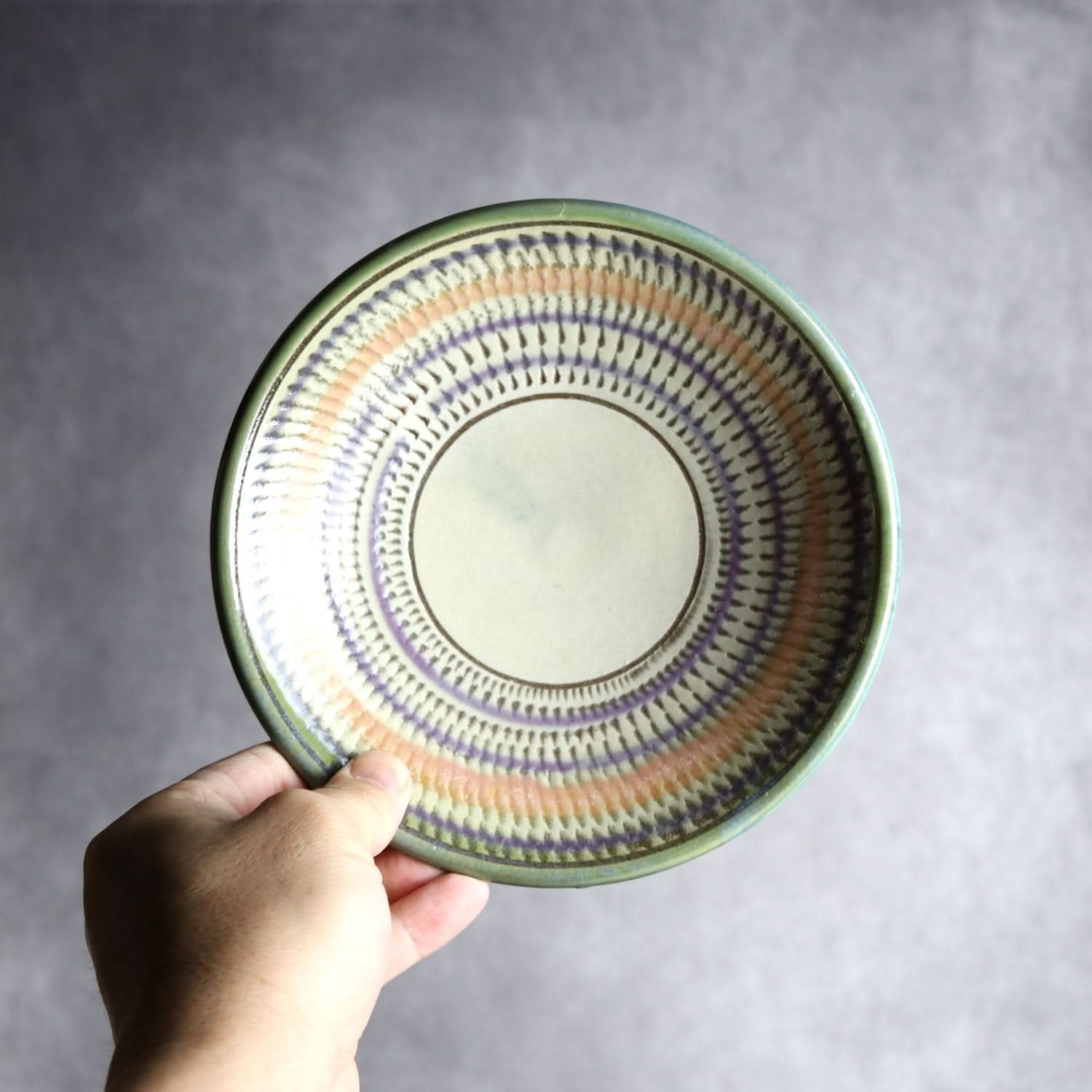 5寸皿 サンゴ 飛鉋 輪紋 やちむん 陶器 幸陶器 やちむん 陶器.