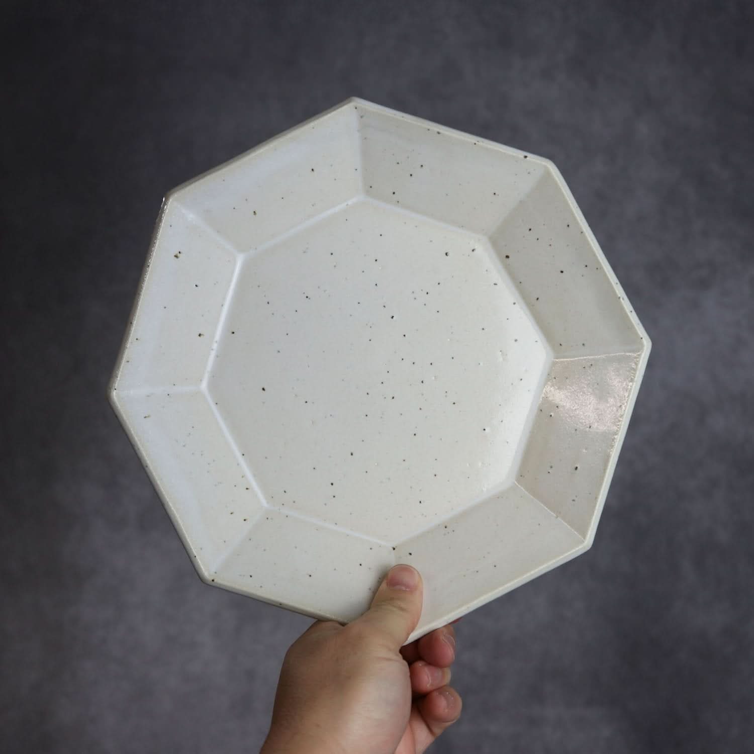 オクタゴンプレート 白 やちむん 陶器 陶factory509 やちむん 陶器.