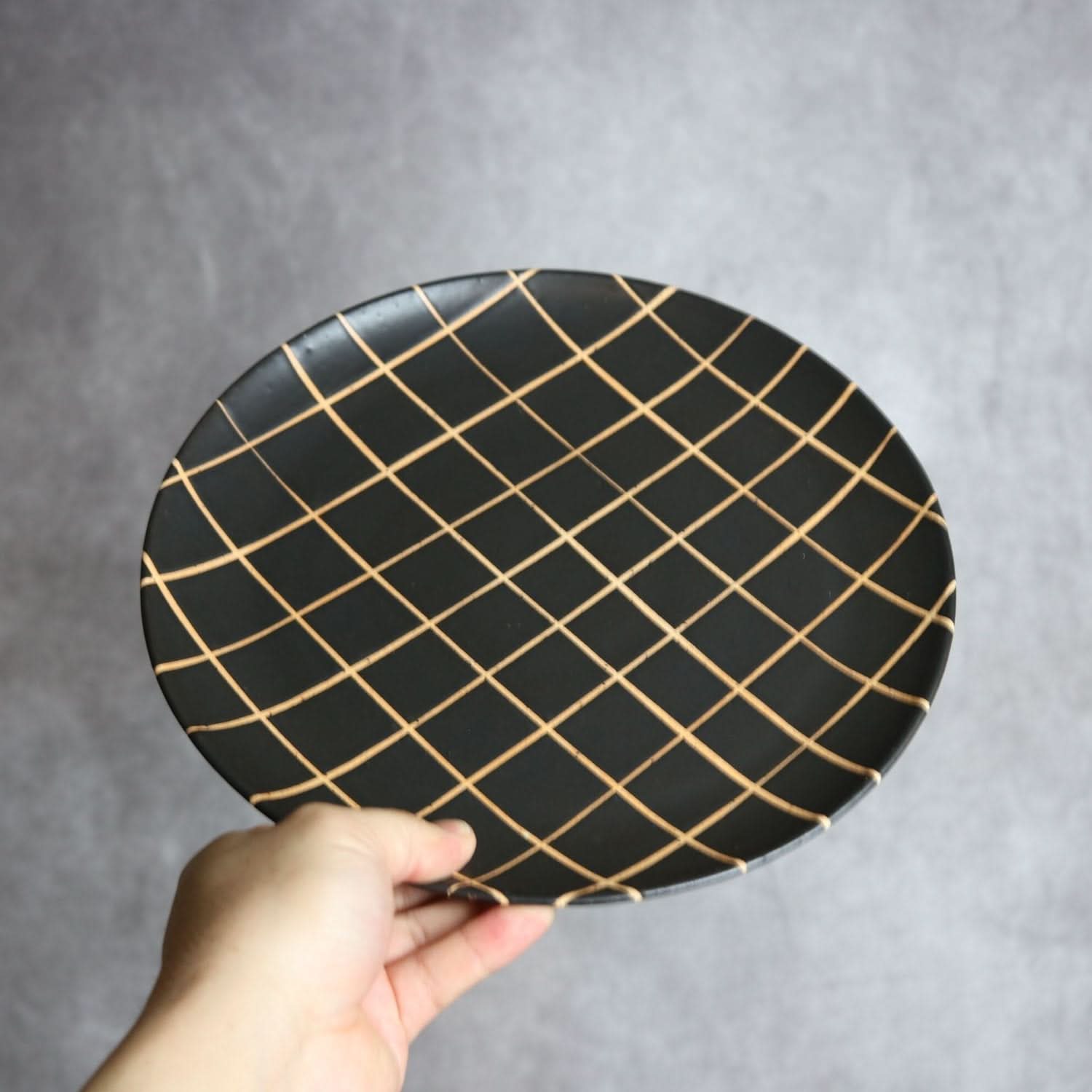 モノクロ皿 大 チェック柄 やちむん 陶器 陶factory509 やちむん 陶器.