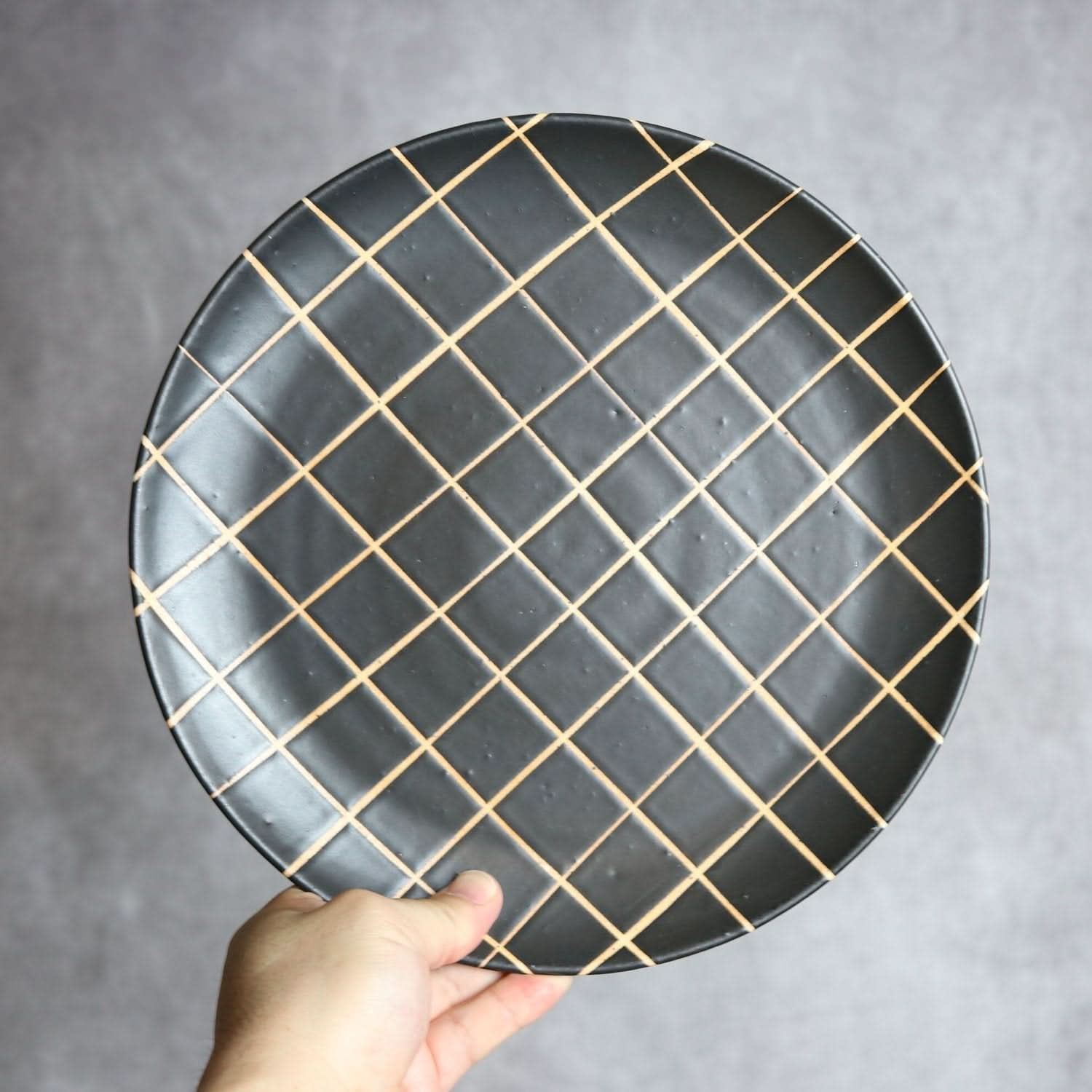 モノクロ皿 大 チェック柄 やちむん 陶器 陶factory509 やちむん 陶器.