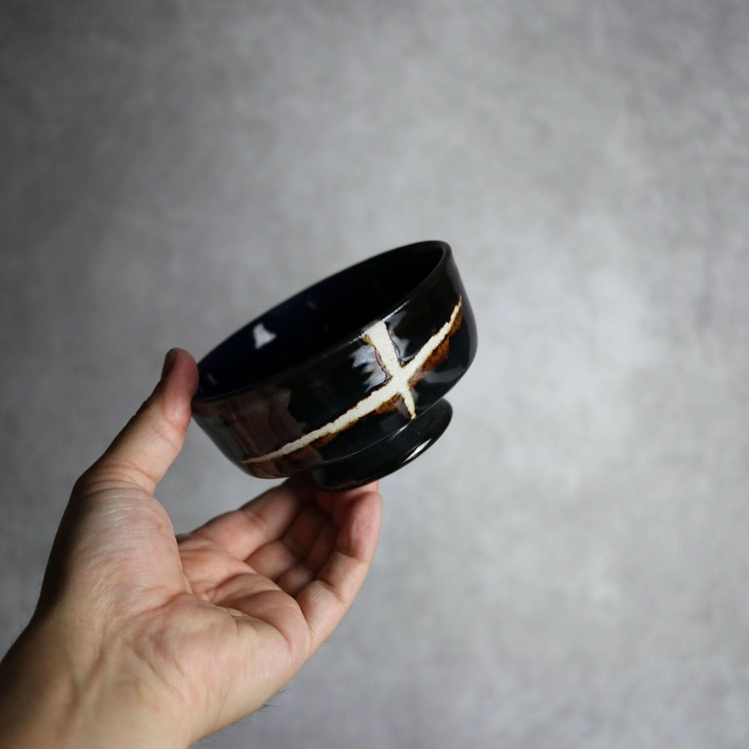 高台付3.5寸鉢4 Let there be light やちむん 陶器 工房エクレシア やちむん 陶器.