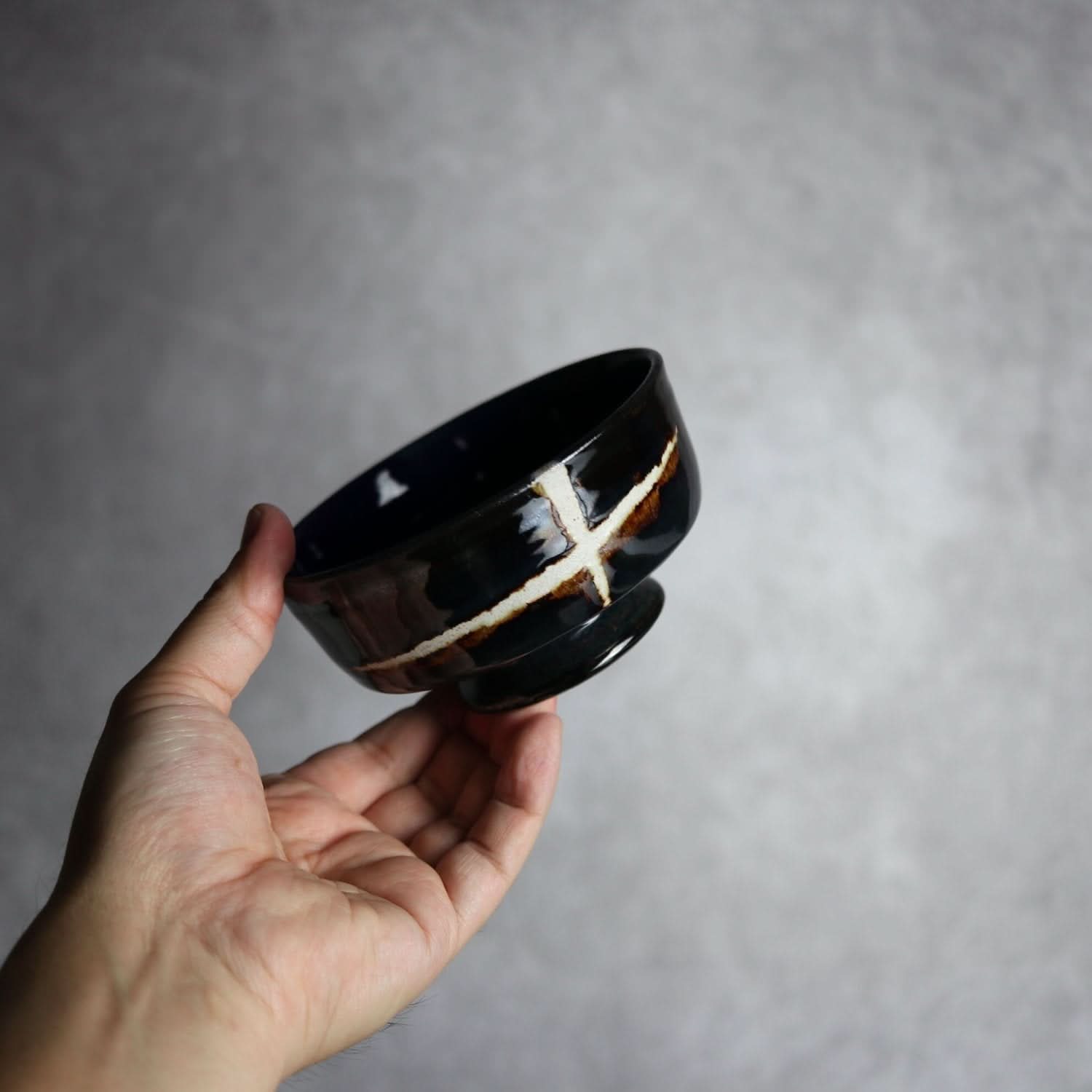 高台付3.5寸鉢4 Let there be light やちむん 陶器 工房エクレシア やちむん 陶器.