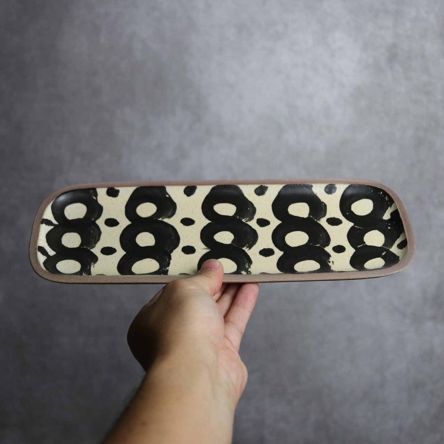 黒マル 長角皿(長)