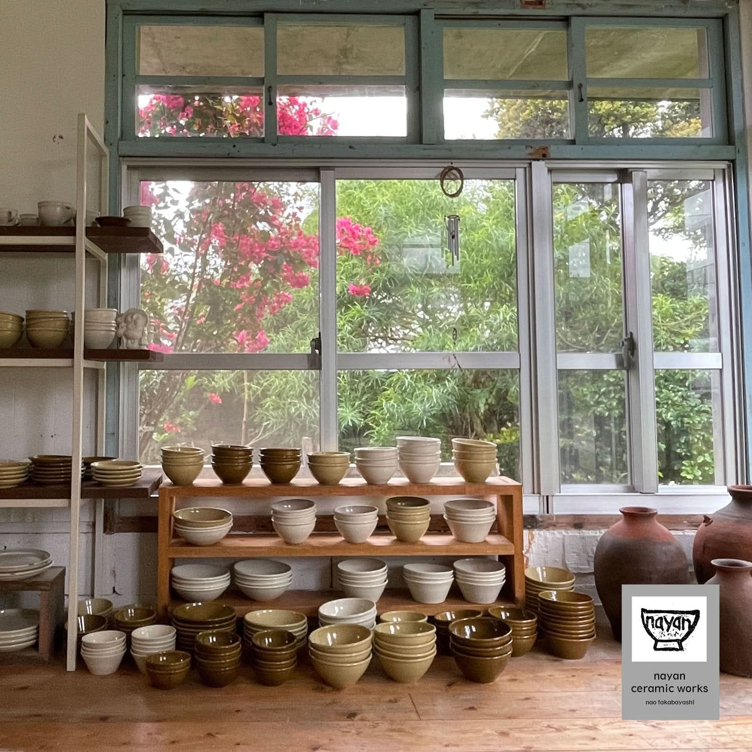 深ボウル 茶 M やちむん 陶器 nayan やちむん 陶器.