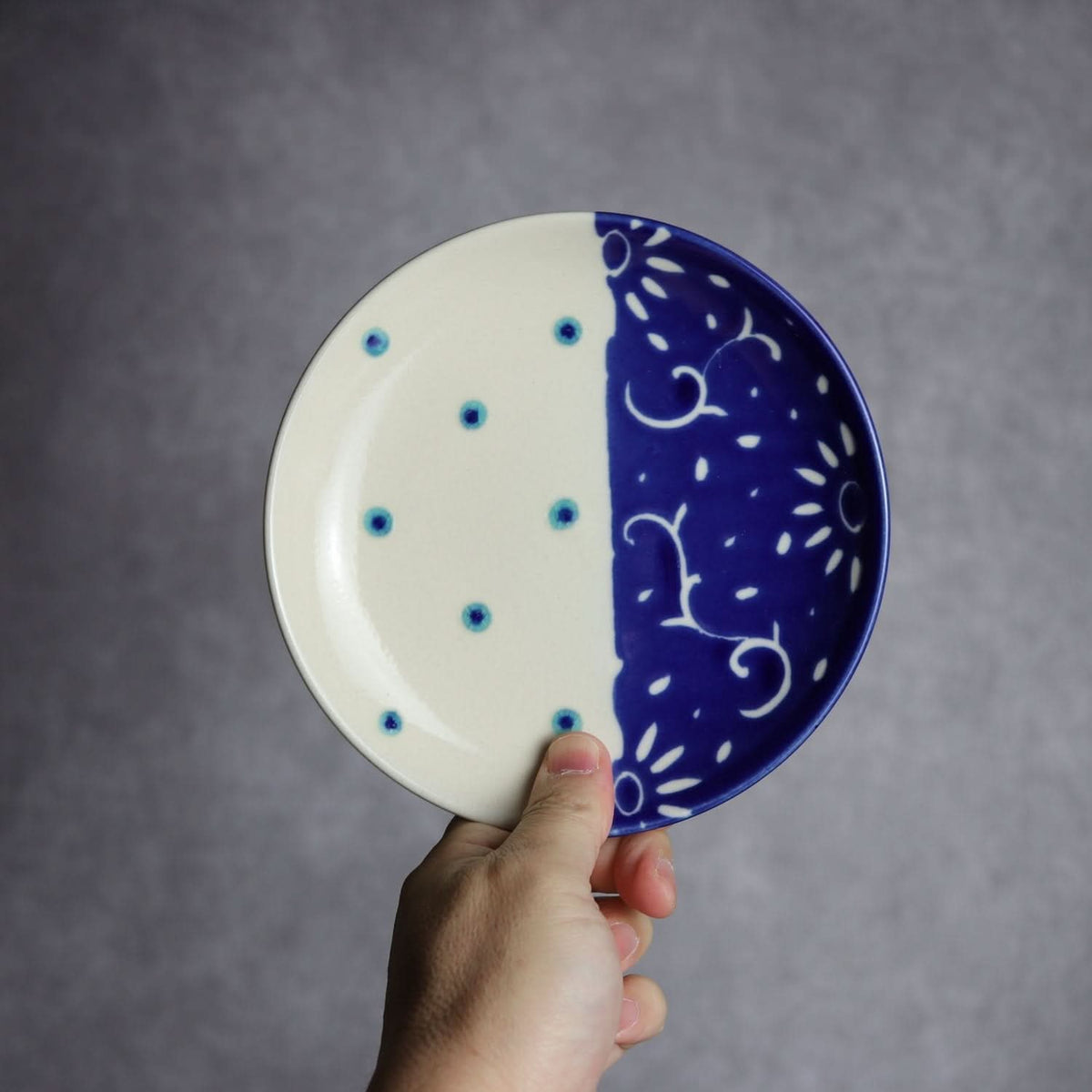 5寸皿 呉須釉 唐草 やちむん 陶器 高江洲陶磁器 やちむん 陶器.