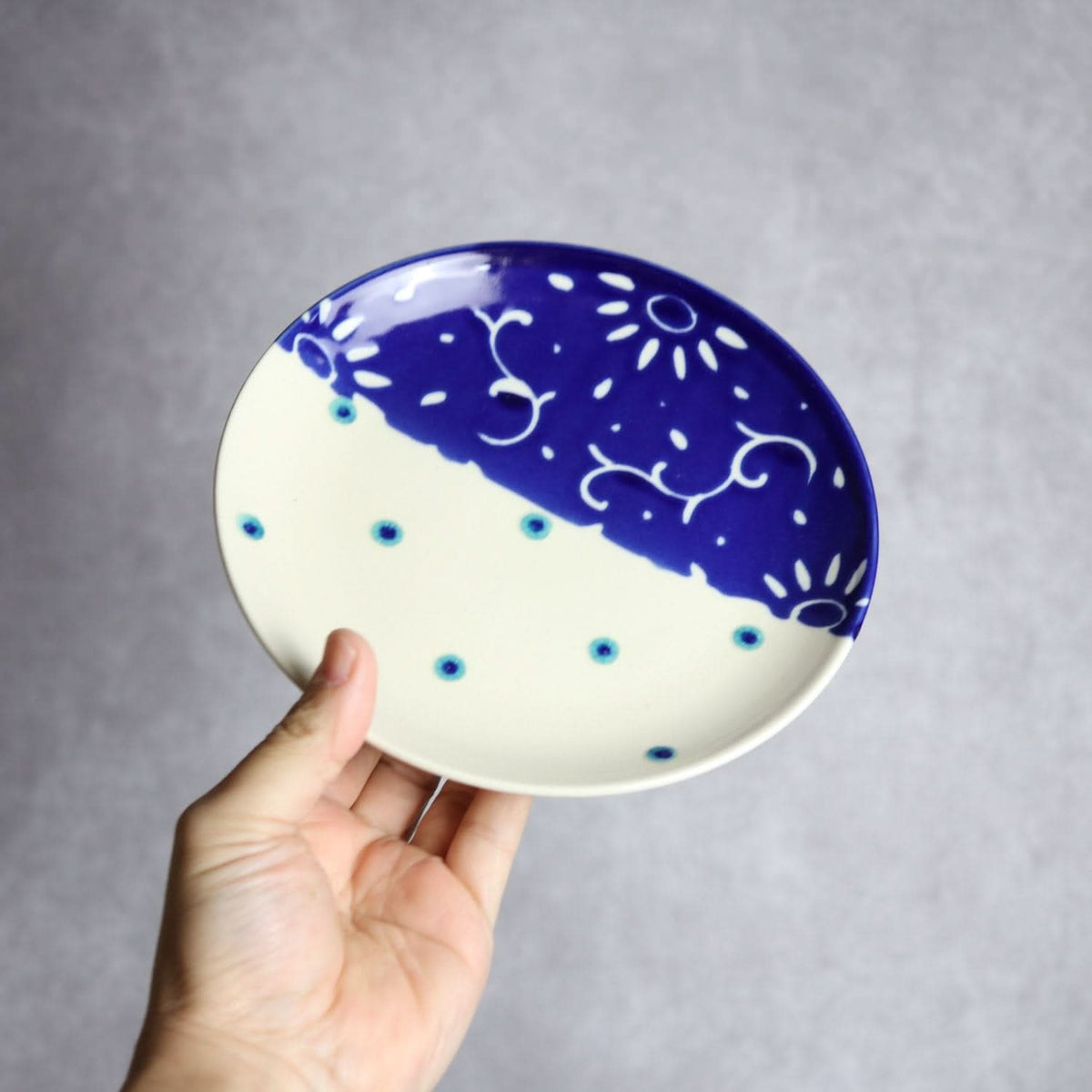 6寸皿 呉須釉 唐草 やちむん 陶器 高江洲陶磁器 やちむん 陶器.