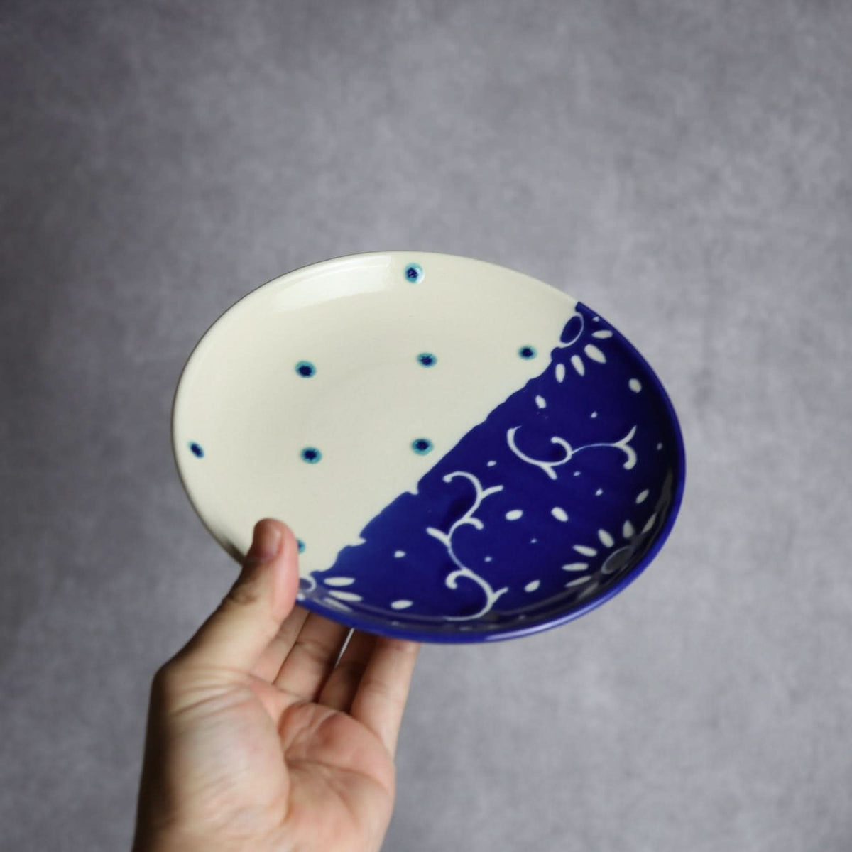 6寸皿 呉須釉 唐草 やちむん 陶器 高江洲陶磁器 やちむん 陶器.