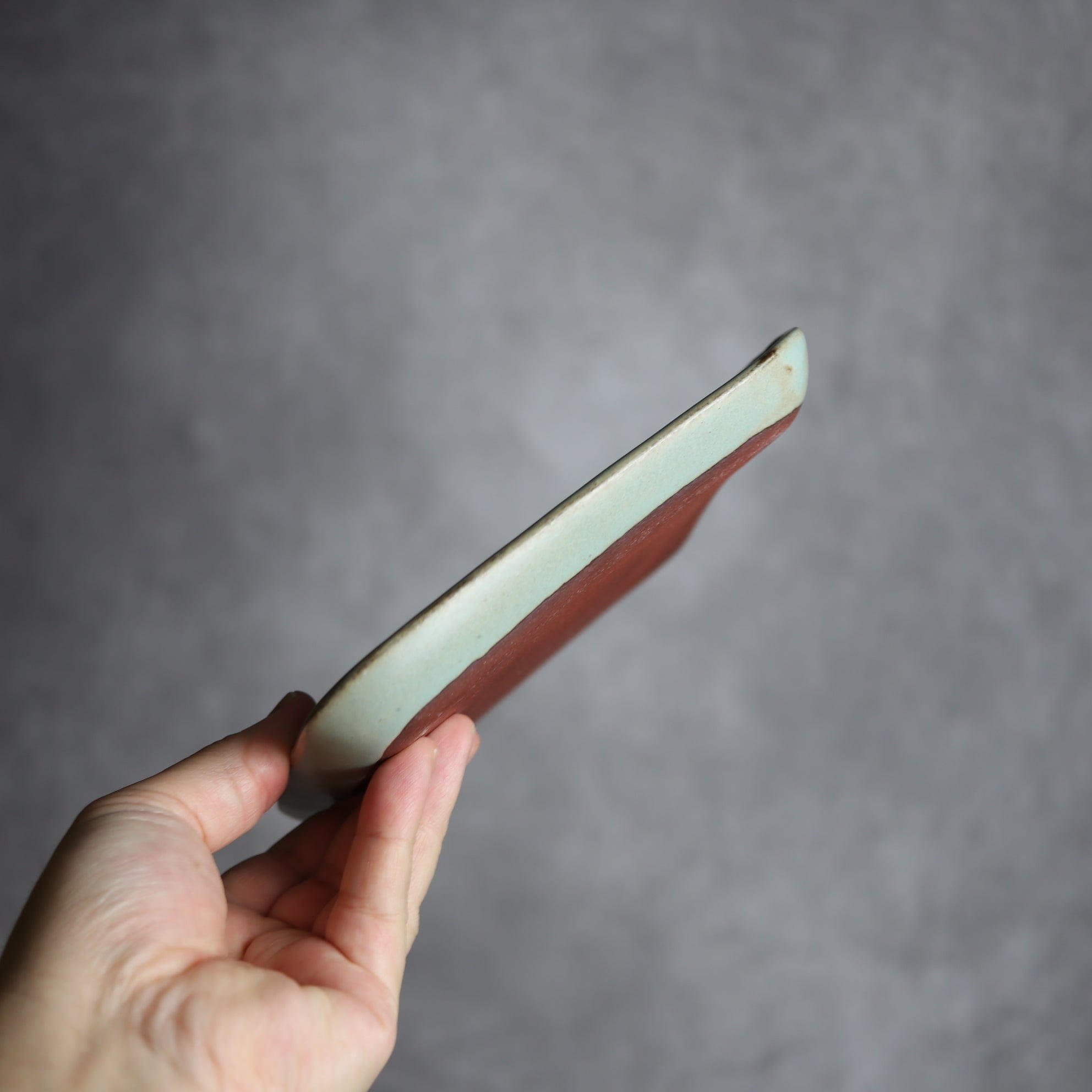 スクエアプレート1 アンティークブルー ヘリンボーン柄 やちむん 陶器 cerca やちむん 陶器.