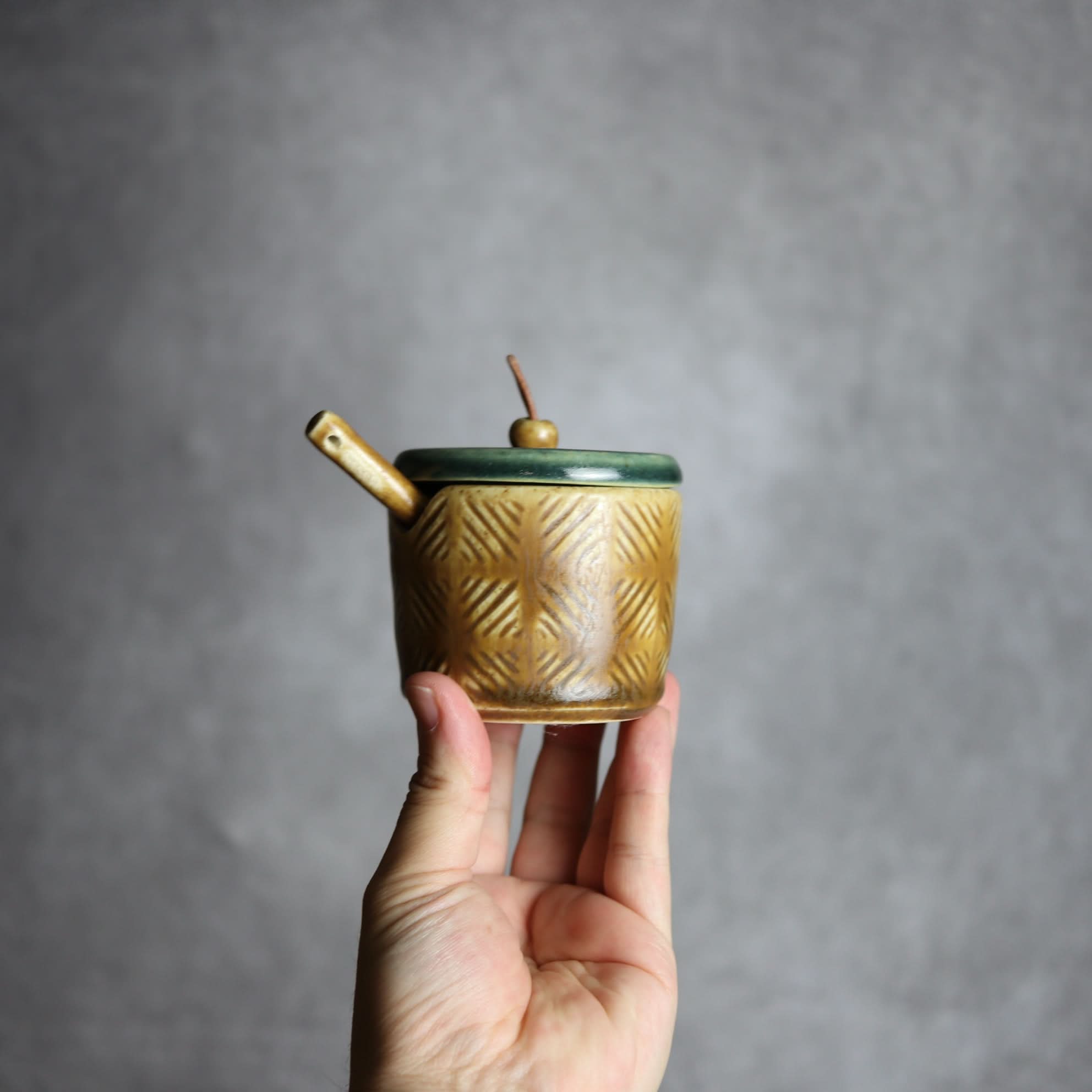 シュガーポット1 ツートン ダークグリーン ブラウン やちむん 陶器 cerca やちむん 陶器.