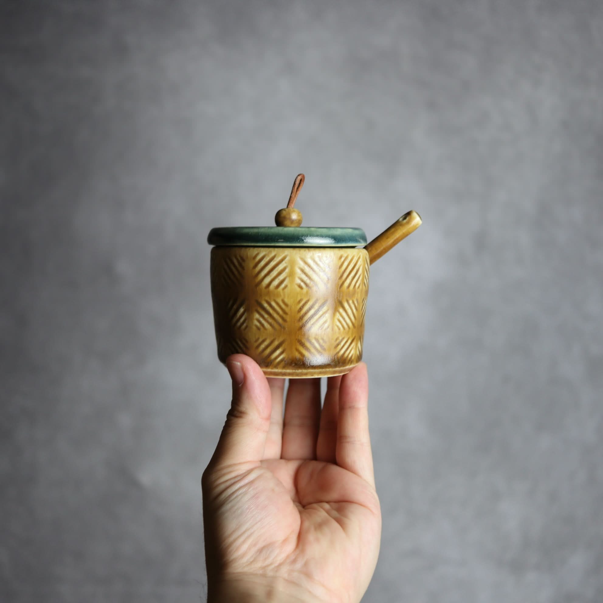 シュガーポット1 ツートン ダークグリーン ブラウン やちむん 陶器 cerca やちむん 陶器.