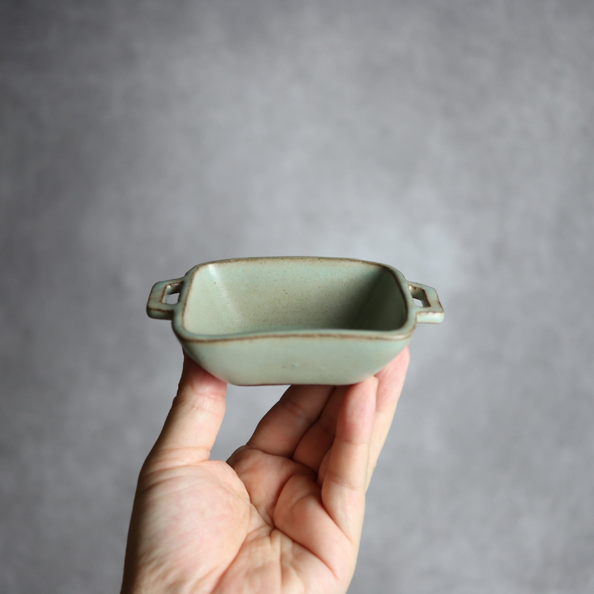 豆角鉢1 アンティークブルー 把手付 やちむん 陶器 cerca やちむん 陶器.