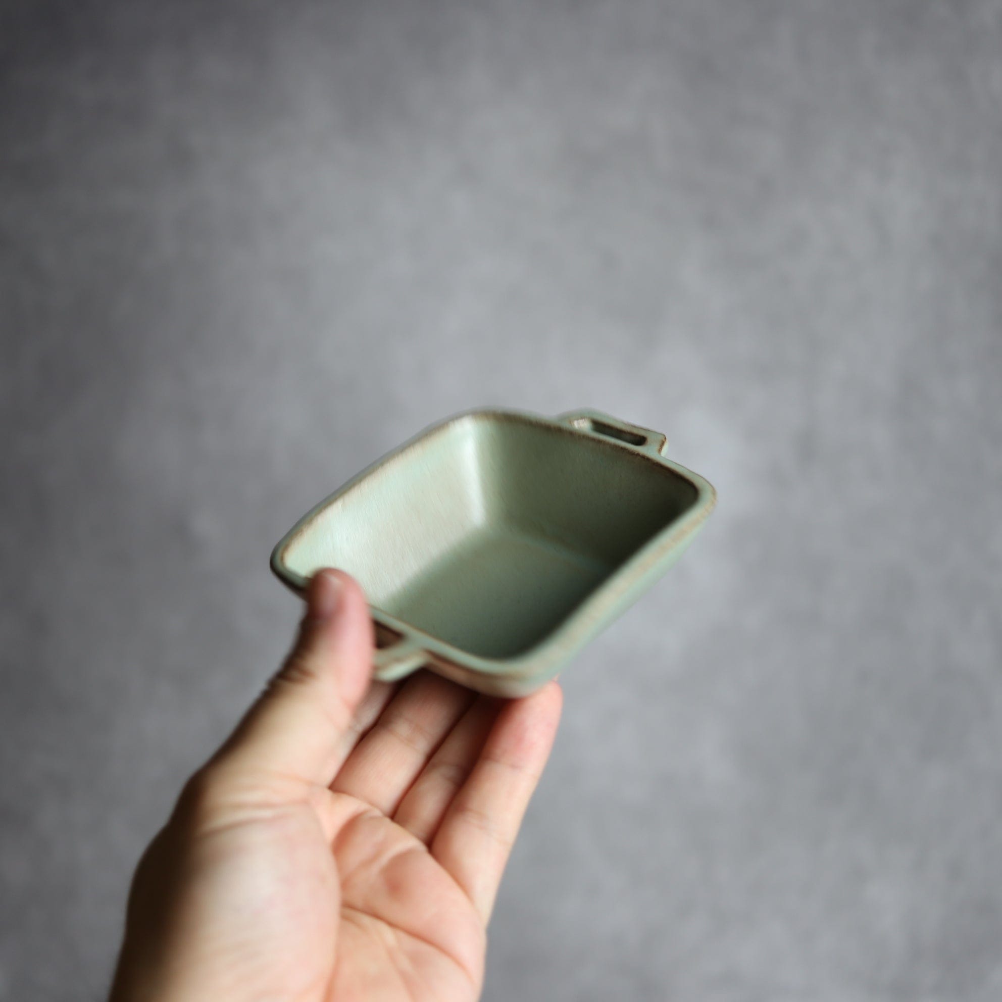 豆角鉢1 アンティークブルー 把手付 やちむん 陶器 cerca やちむん 陶器.