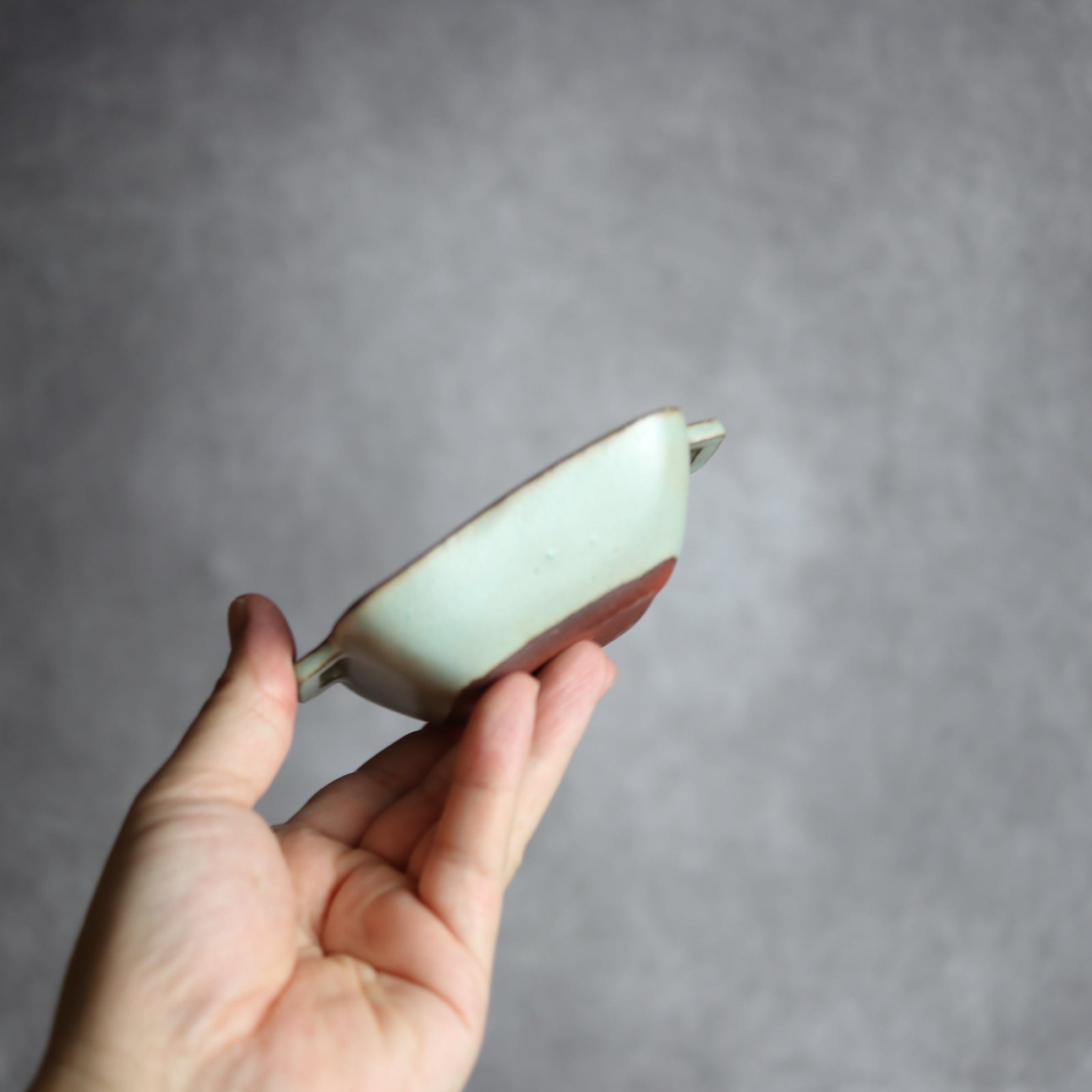 豆角鉢1 アンティークブルー 把手付 やちむん 陶器 cerca やちむん 陶器.