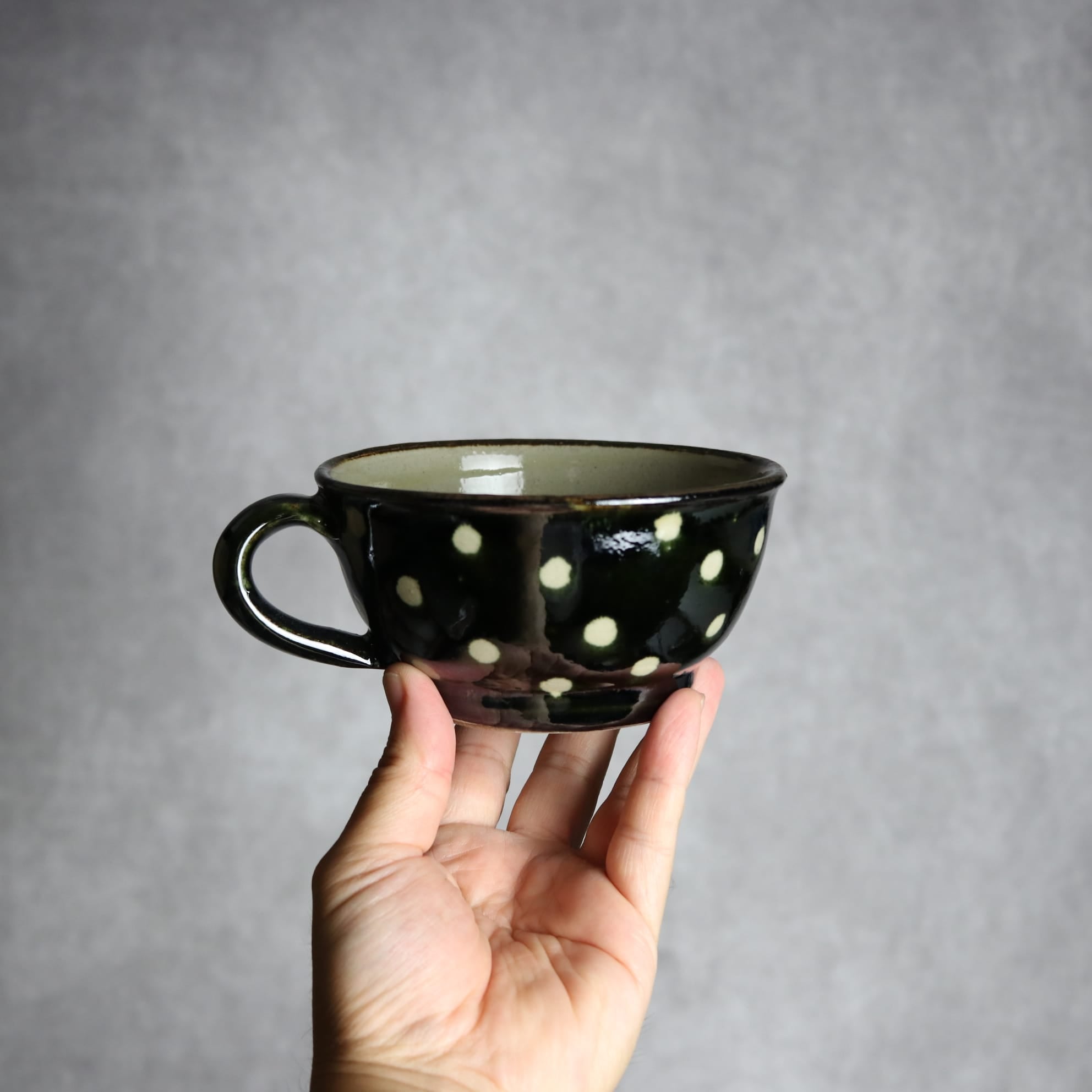 スープカップ 呉須釉 蝋抜 点打 やちむん 陶器 真南風工房