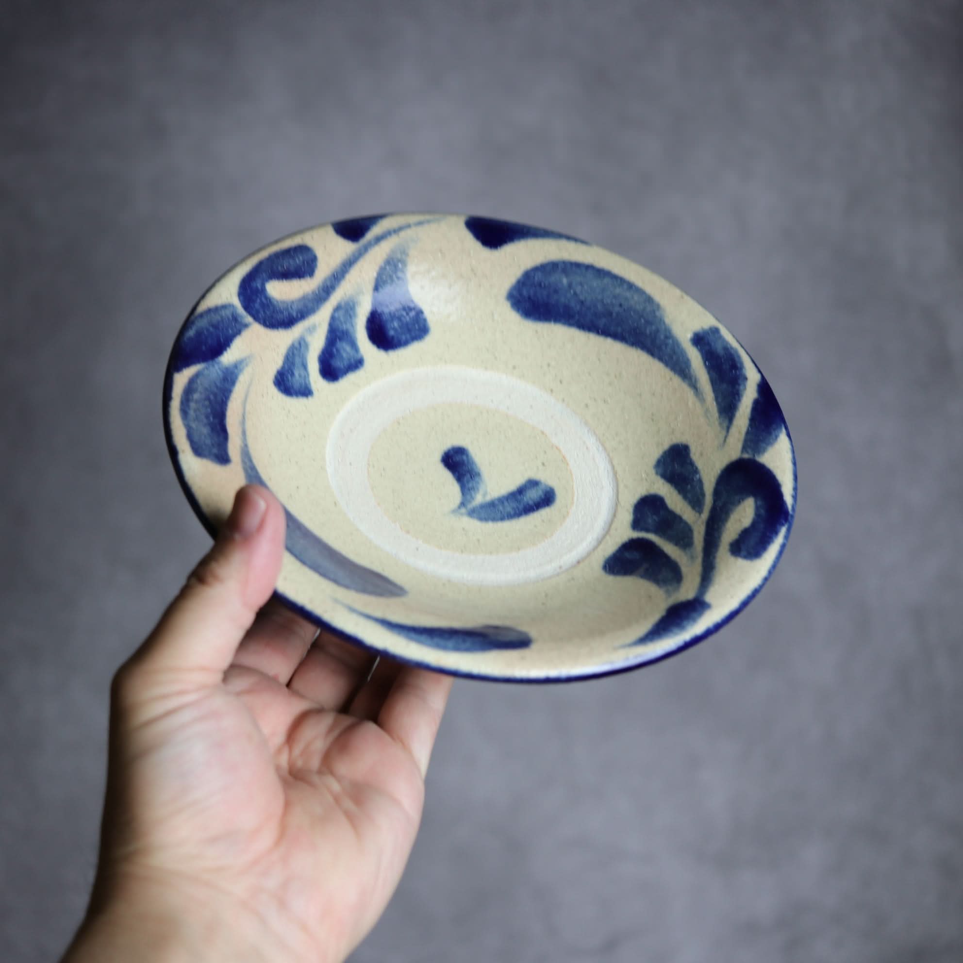 6寸皿1 呉須釉 唐草 やちむん 陶器 北窯 松田共司工房 やちむん 陶器.