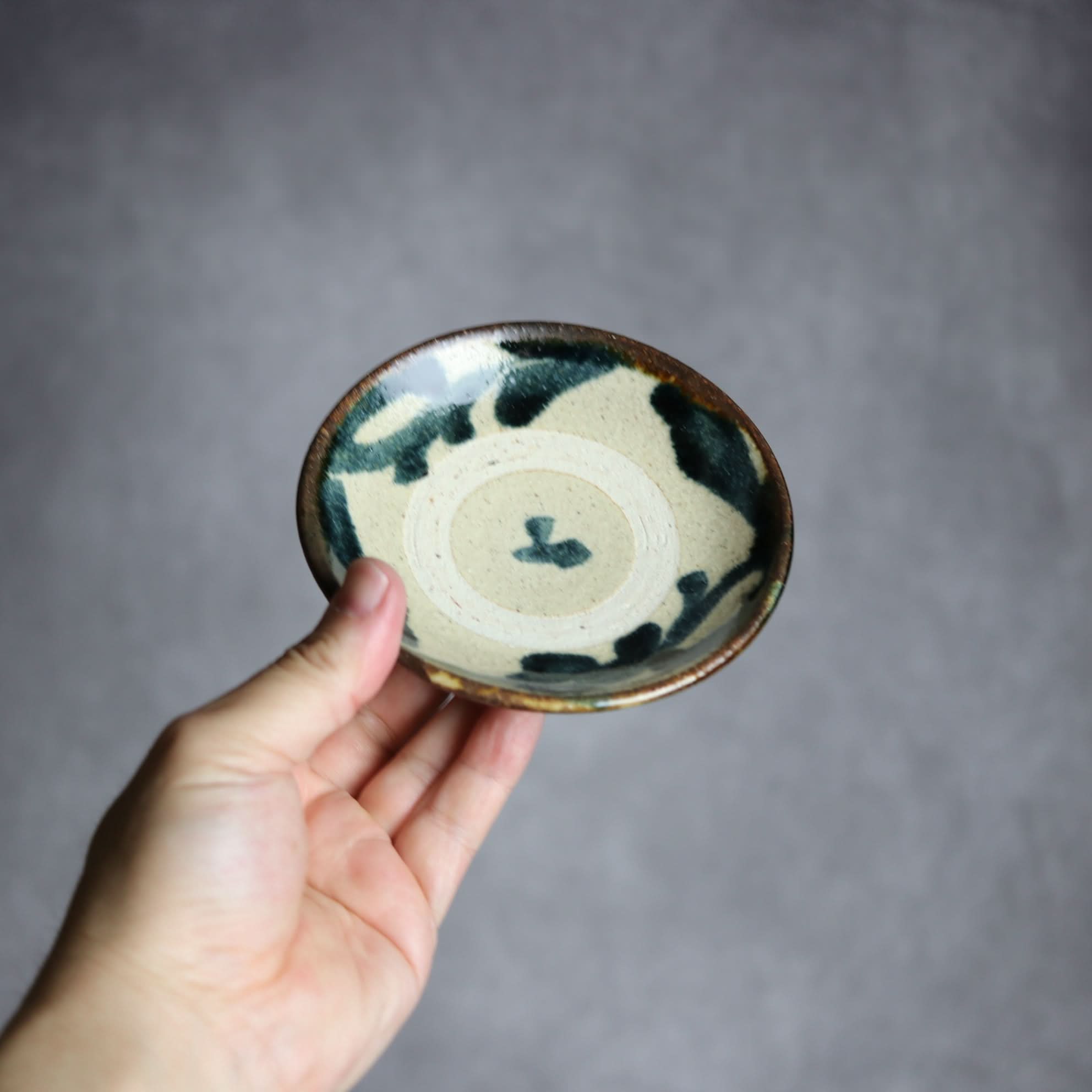 3.5寸皿2 呉須釉 唐草 やちむん 陶器 北窯 松田共司工房 やちむん 陶器.