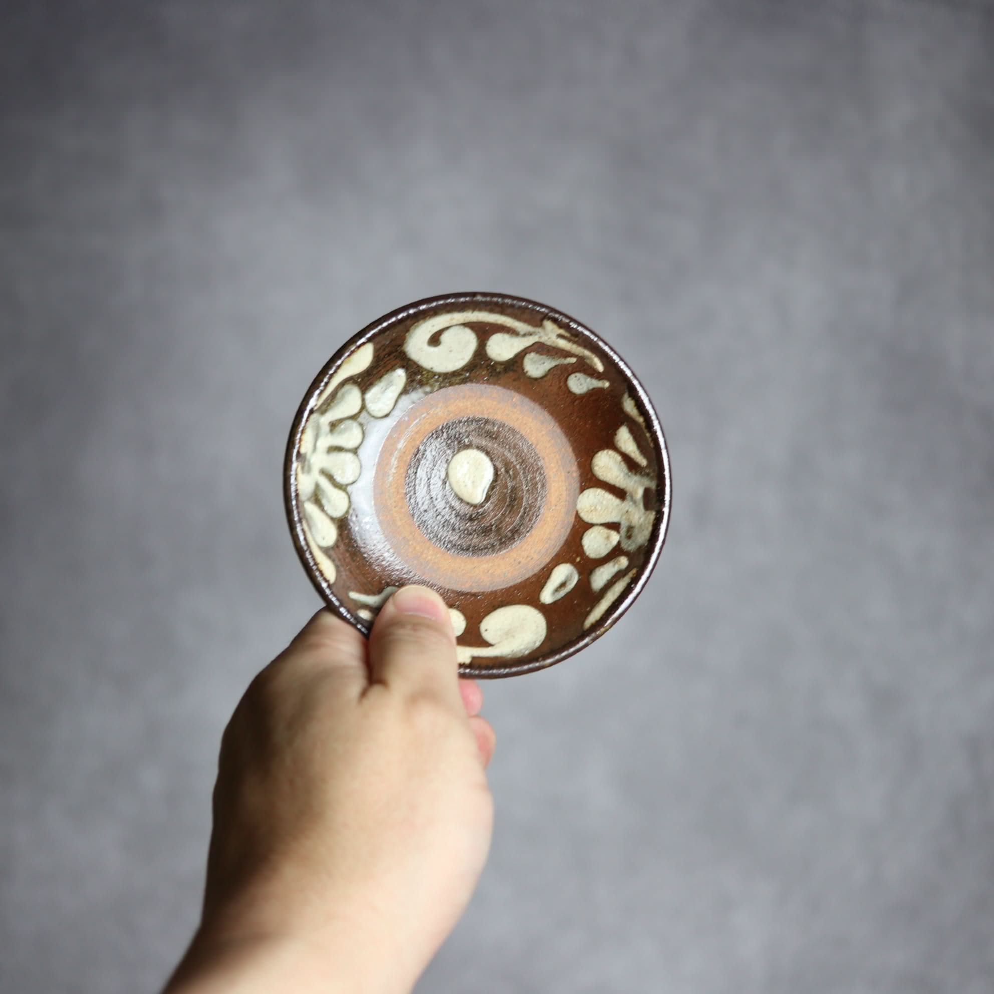 3寸皿2 イッチン 菊唐草 やちむん 陶器 北窯 松田共司工房 やちむん 陶器.