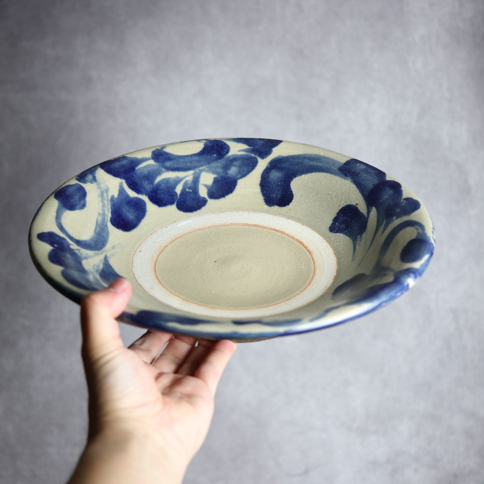 尺皿1 呉須釉 菊唐草 やちむん 陶器 北窯 松田米司工房 やちむん 陶器.