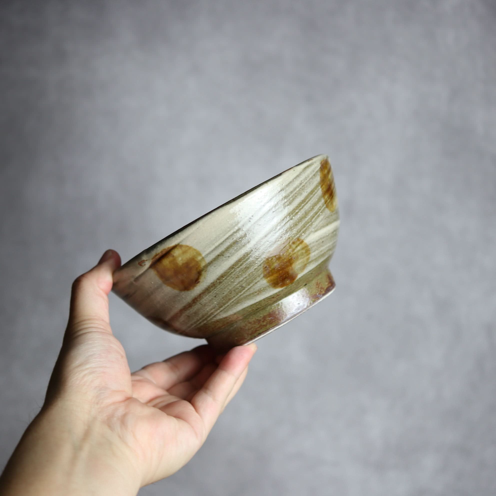 5寸鉢1 飴釉 刷毛目 点打 やちむん 陶器 北窯 松田米司工房 やちむん 陶器.