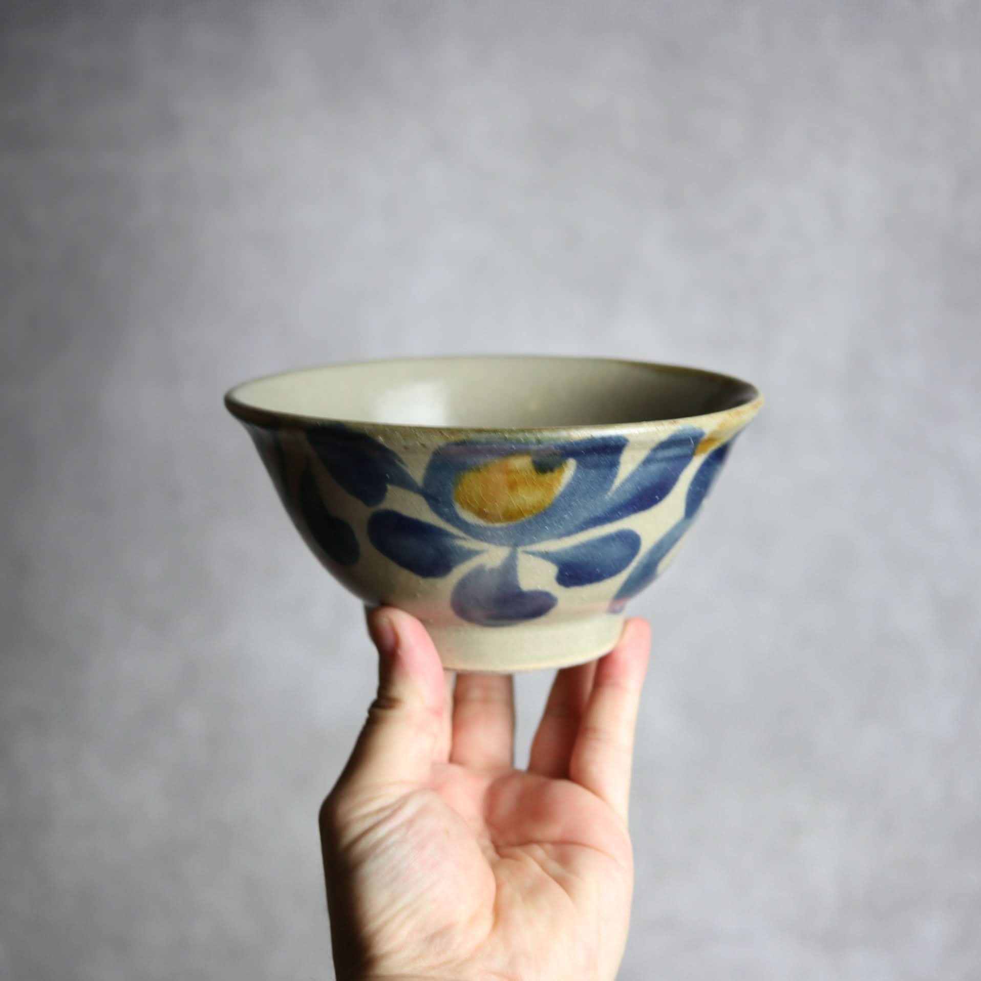 5寸マカイ1 飴 呉須釉 菊唐草 やちむん 陶器 北窯 松田米司工房 やちむん 陶器.
